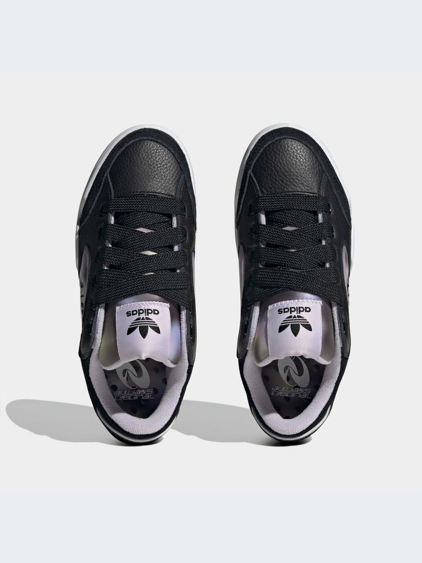 Кроссовки Adidas модель HQ8952-KZ Кроссовки Adidas модель HQ8952-KZ Фото