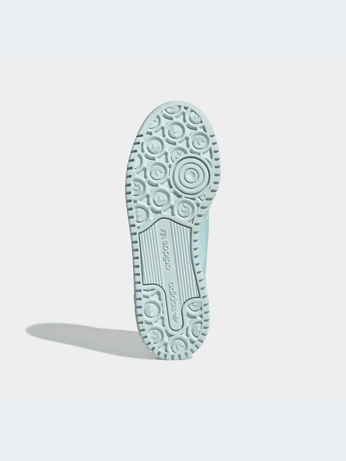 Кроссовки Adidas Forum модель H05121-KZ Кроссовки Adidas Forum модель H05121-KZ Фото