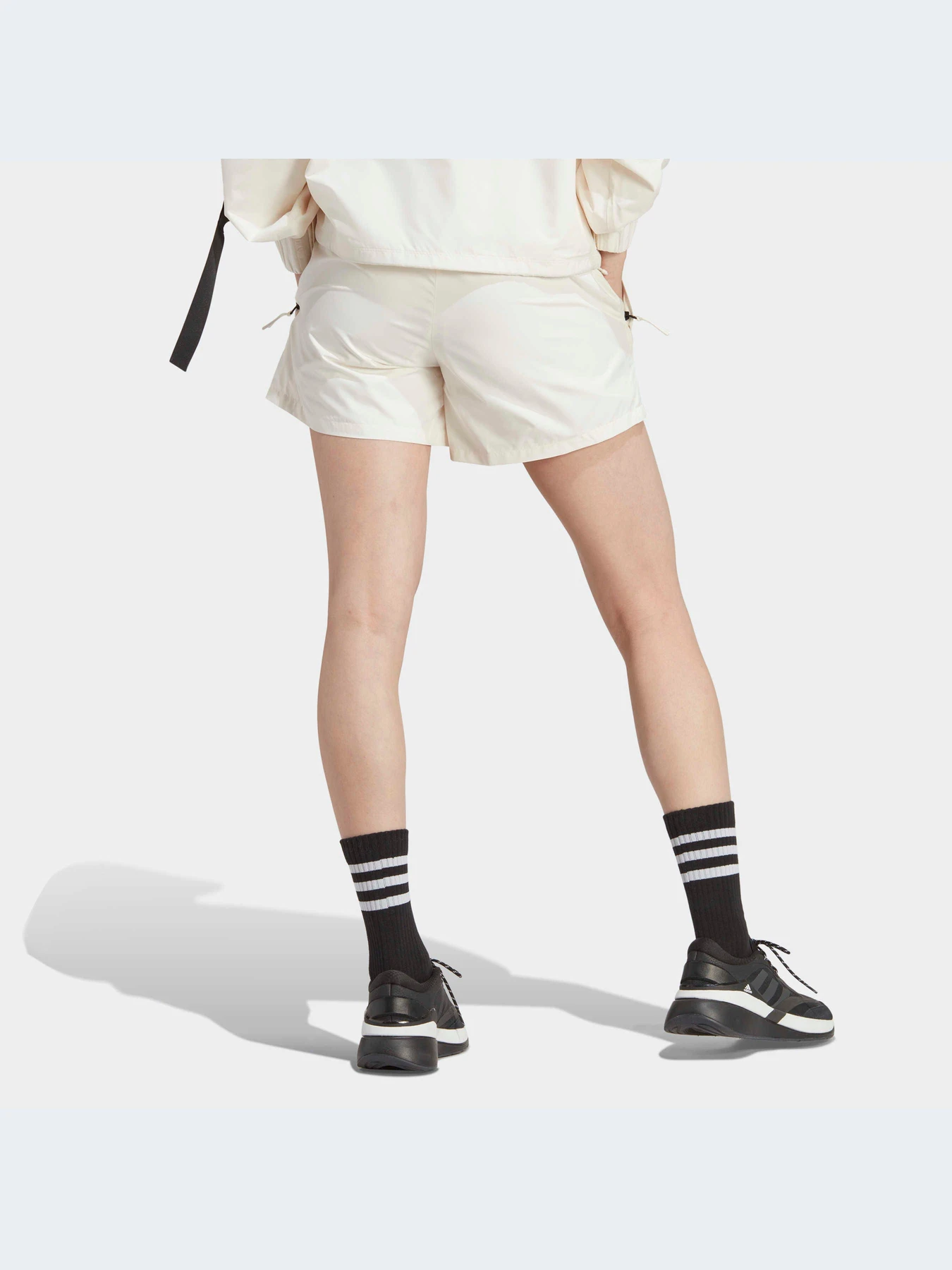 Шорты Adidas модель HU0235-KZ Шорты Adidas модель HU0235-KZ Фото