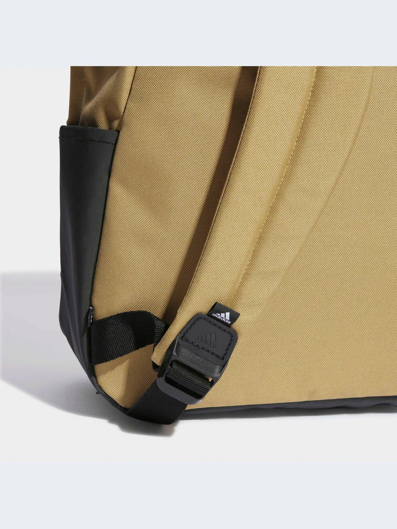 Рюкзаки Adidas модель HZ2470-KZ Рюкзаки Adidas модель HZ2470-KZ Фото