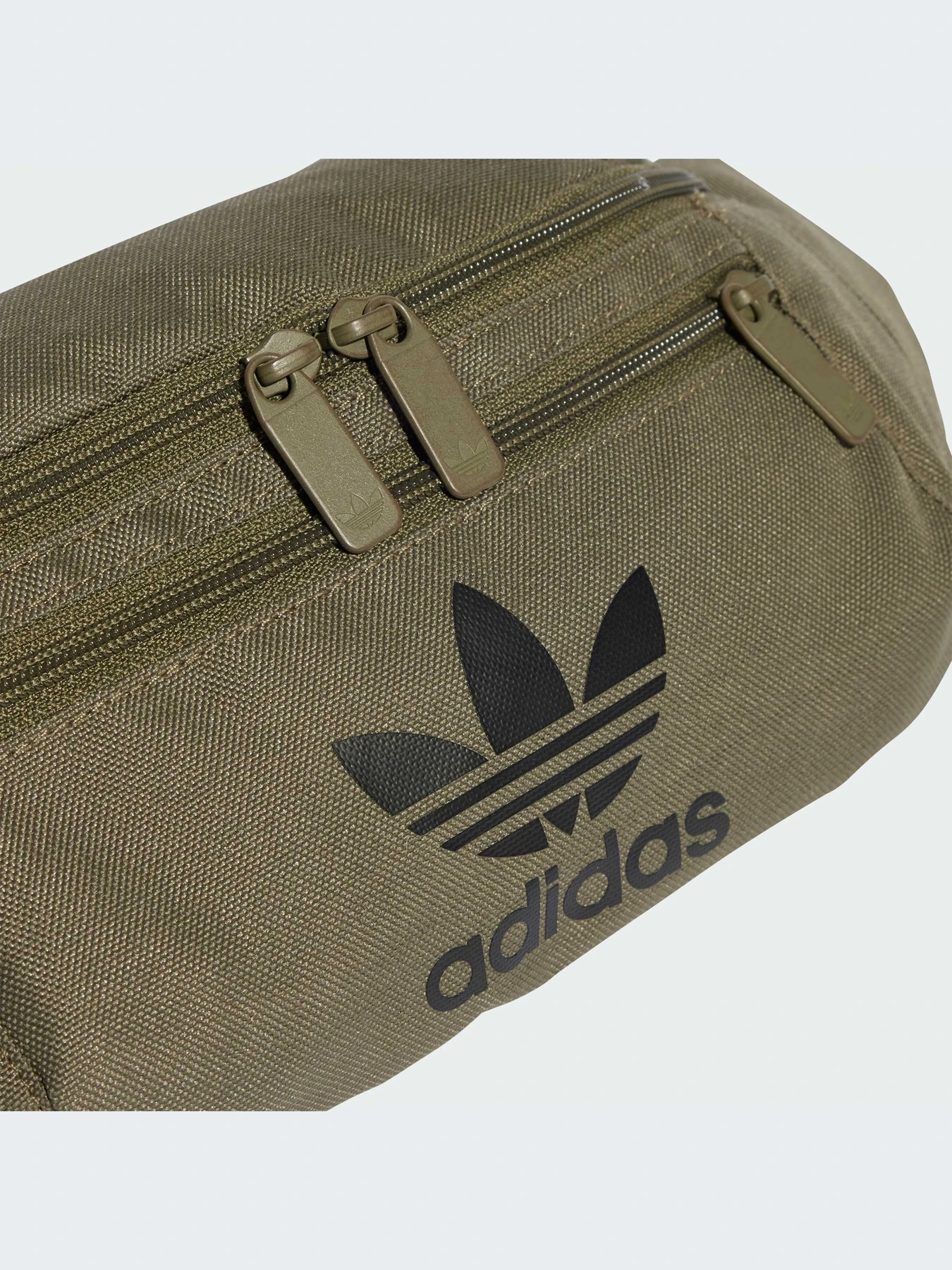 Сумки Adidas Adicolor модель IL4815-KZ Сумки Adidas Adicolor модель IL4815-KZ Фото