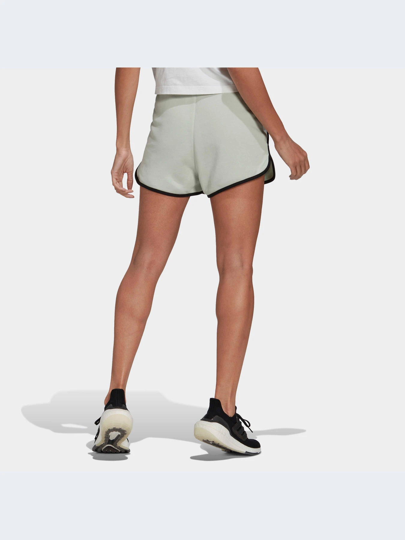 Шорты Adidas модель HY5524-KZ Шорты Adidas модель HY5524-KZ Фото
