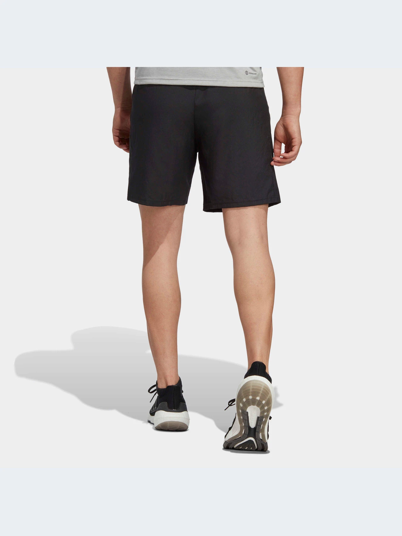 Шорты Adidas модель IC6976-KZ Шорты Adidas модель IC6976-KZ Фото