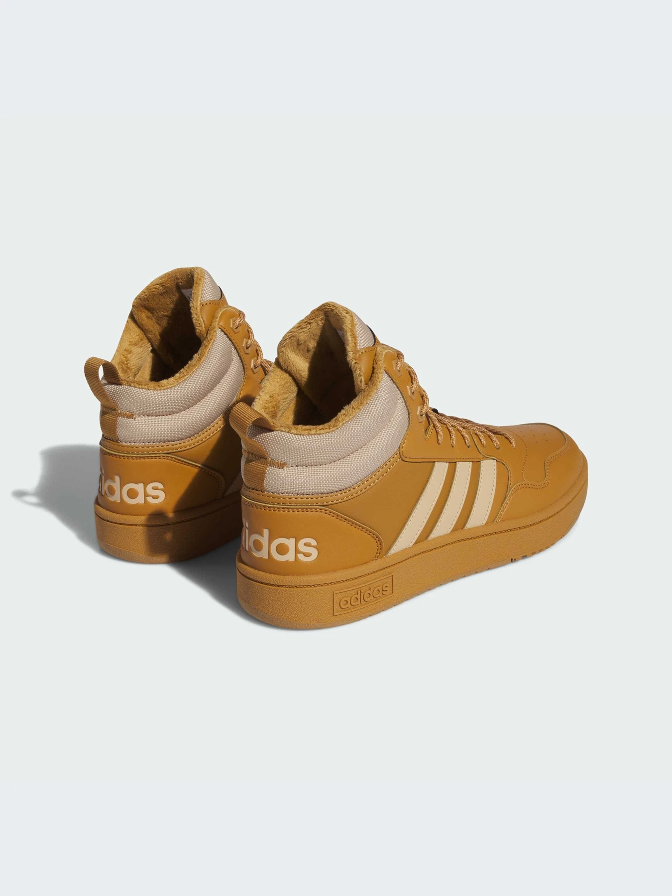 Кроссовки Adidas Hoops модель IF2636-KZ Кроссовки Adidas Hoops модель IF2636-KZ Фото