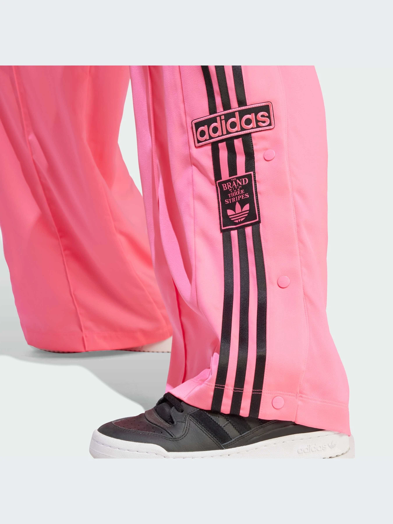 Брюки Adidas модель IK0494-KZ Брюки Adidas модель IK0494-KZ Фото