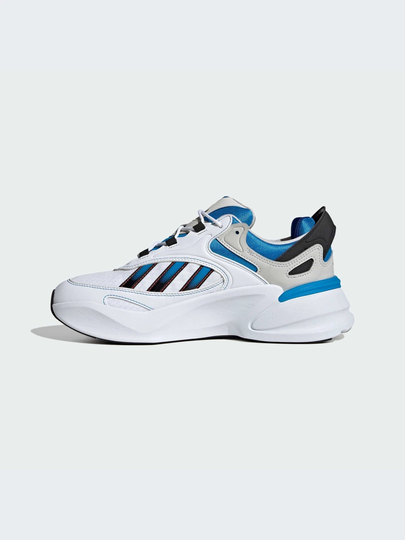 Кроссовки Adidas Ozweego модель IE2022-KZ Кроссовки Adidas Ozweego модель IE2022-KZ Фото