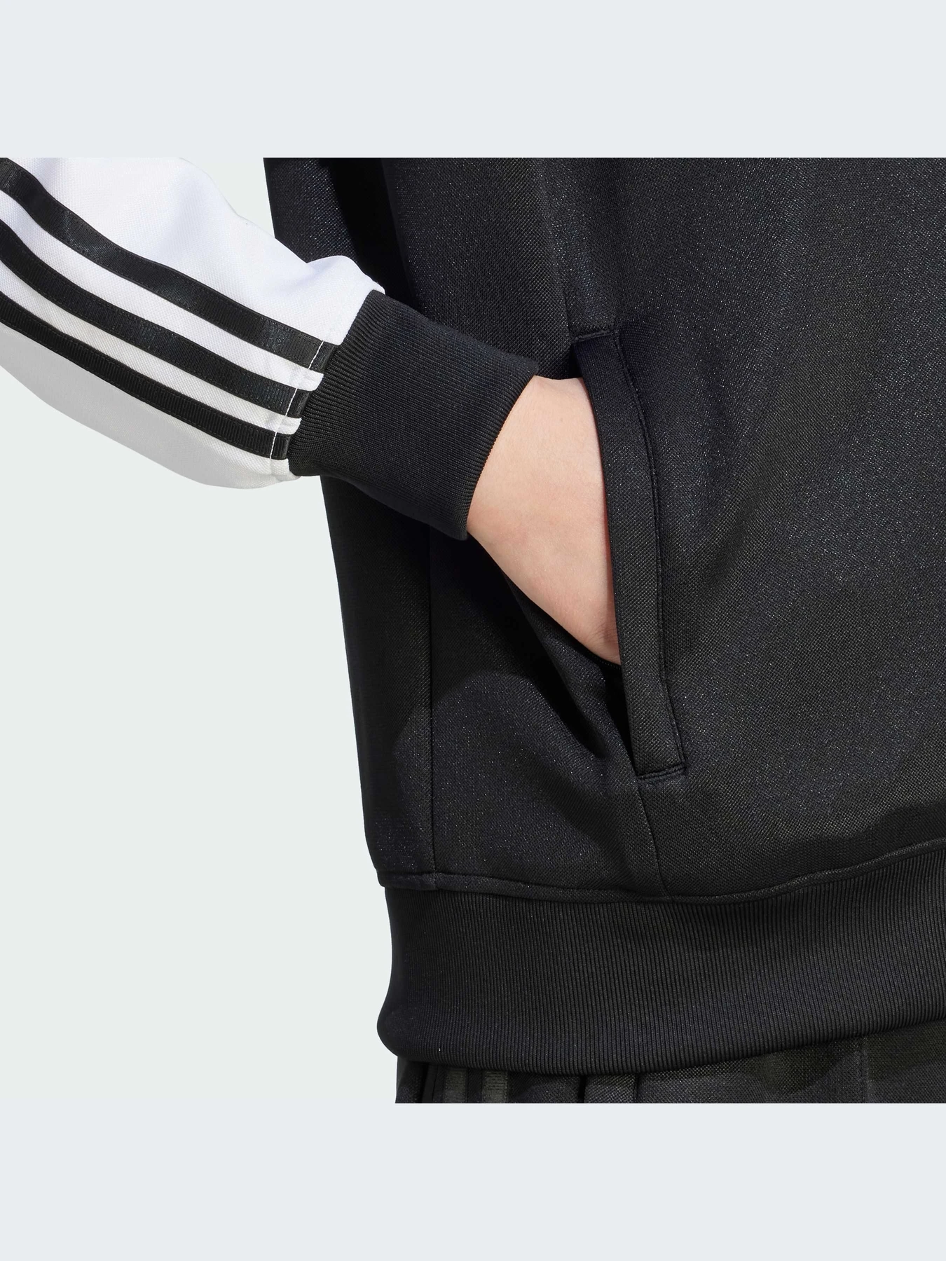 Худи и свитшоты Adidas Superstar модель IK4026-KZ Худи и свитшоты Adidas Superstar модель IK4026-KZ Фото