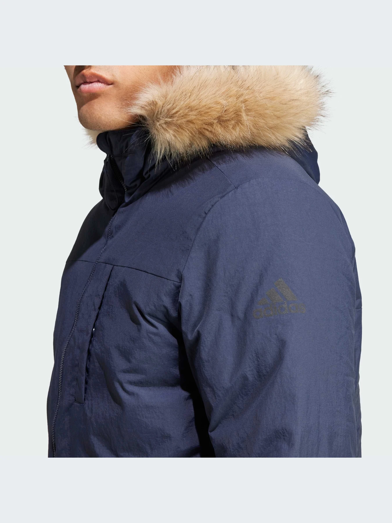 Куртки и дубленки Adidas модель IK0552-KZ Куртки и дубленки Adidas модель IK0552-KZ Фото