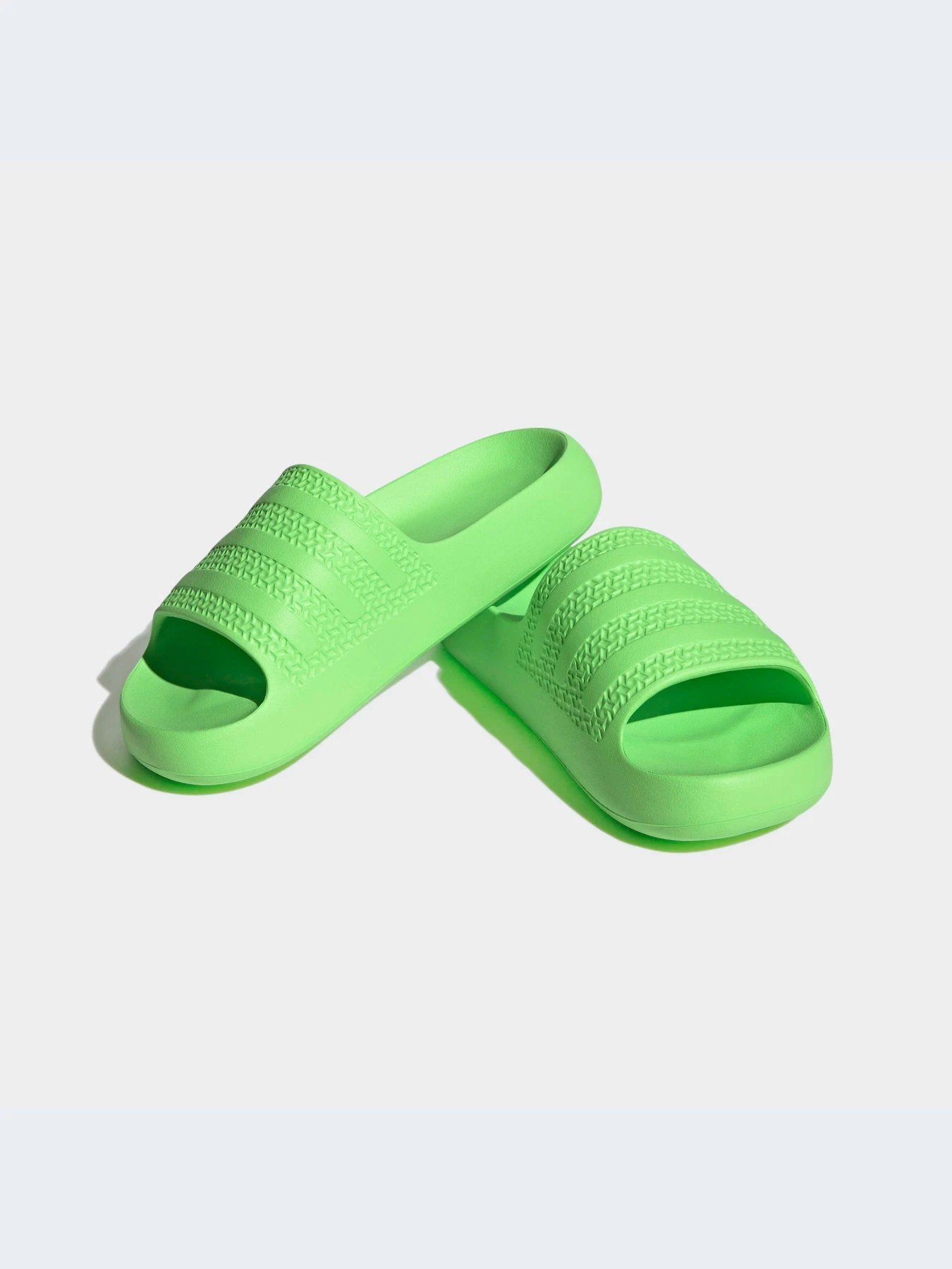 Шлёпанцы Adidas Adilette модель FZ6411-KZ Шлёпанцы Adidas Adilette модель FZ6411-KZ Фото