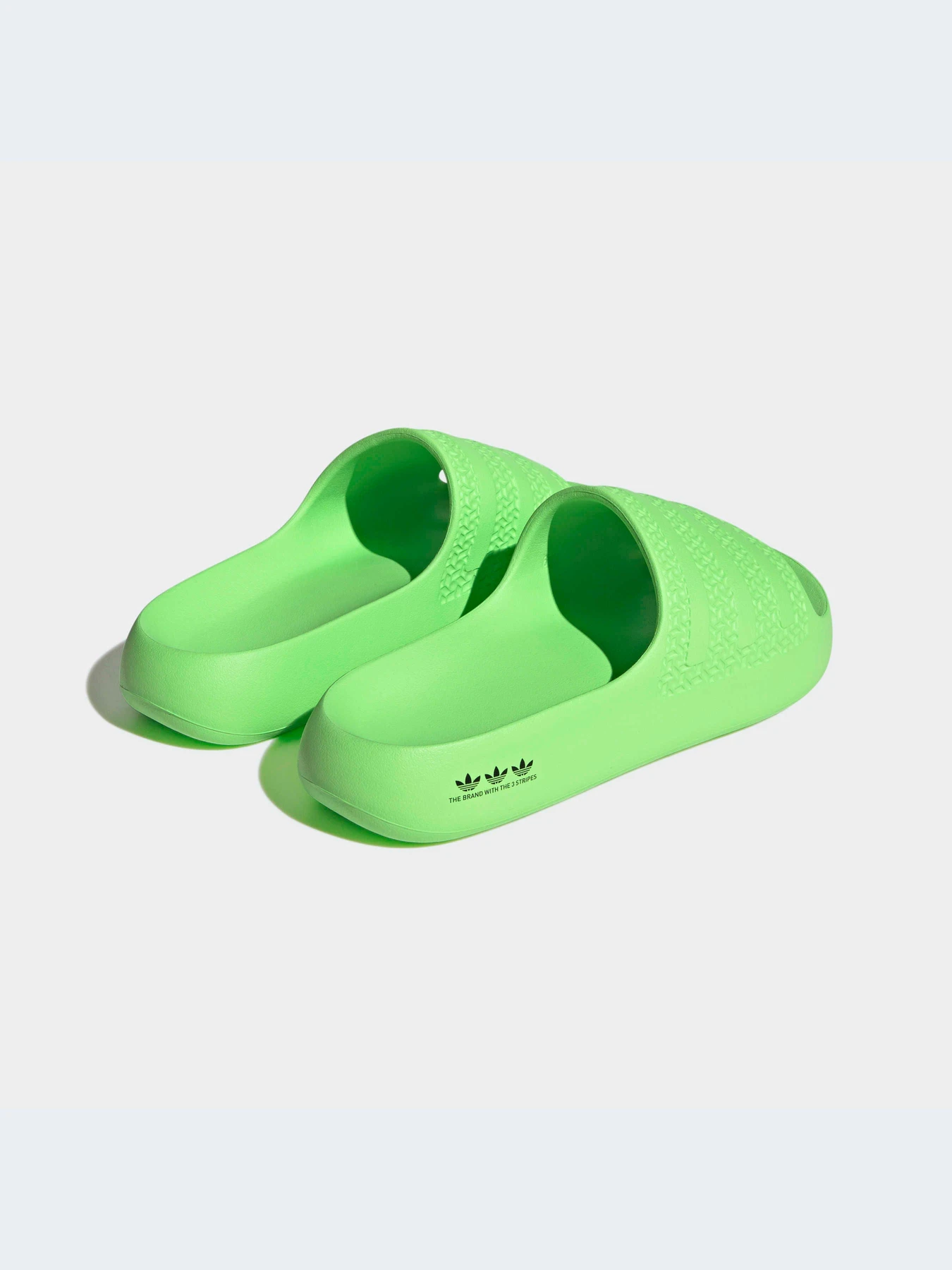 Шлёпанцы Adidas Adilette модель FZ6411-KZ Шлёпанцы Adidas Adilette модель FZ6411-KZ Фото