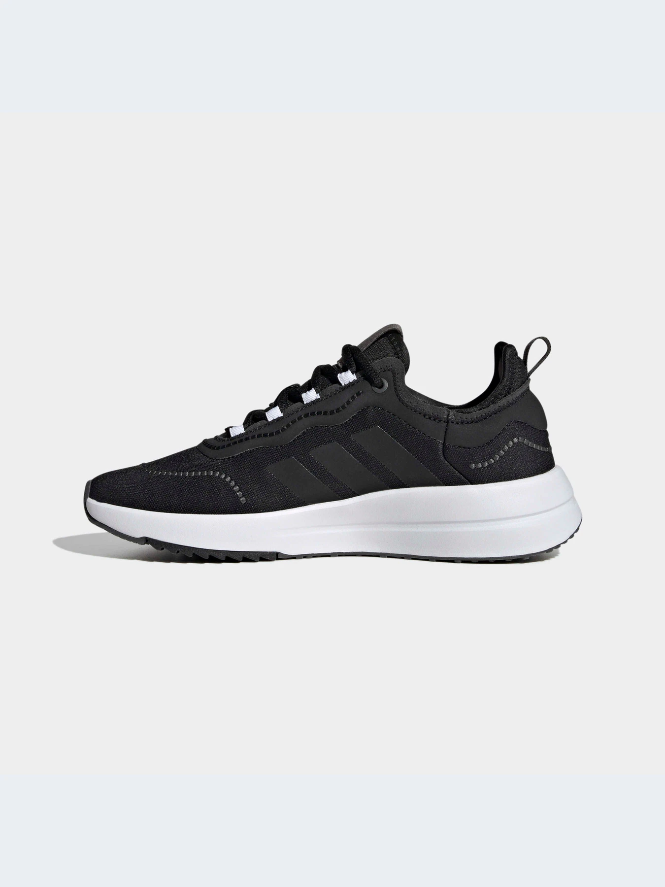 Кроссовки Adidas модель HP9836-KZ Кроссовки Adidas модель HP9836-KZ Фото