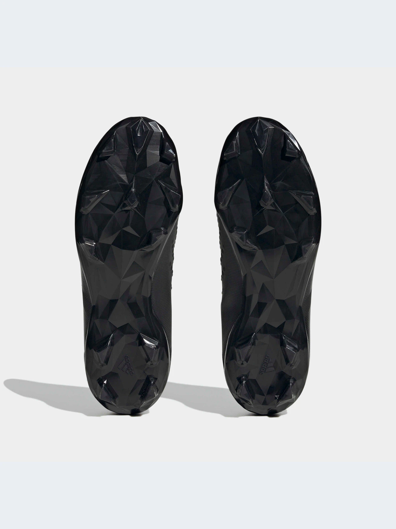 Кроссовки Adidas Predator модель GW4610-KZ Кроссовки Adidas Predator модель GW4610-KZ Фото
