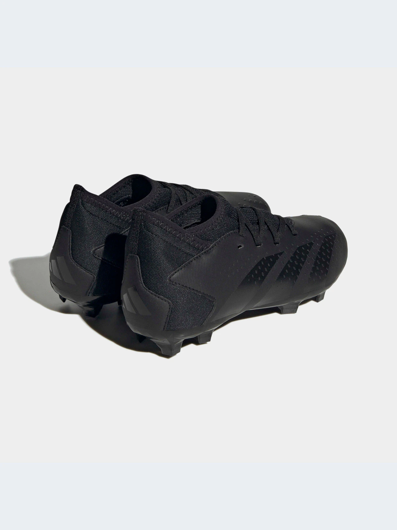 Кроссовки Adidas Predator модель GW4610-KZ Кроссовки Adidas Predator модель GW4610-KZ Фото