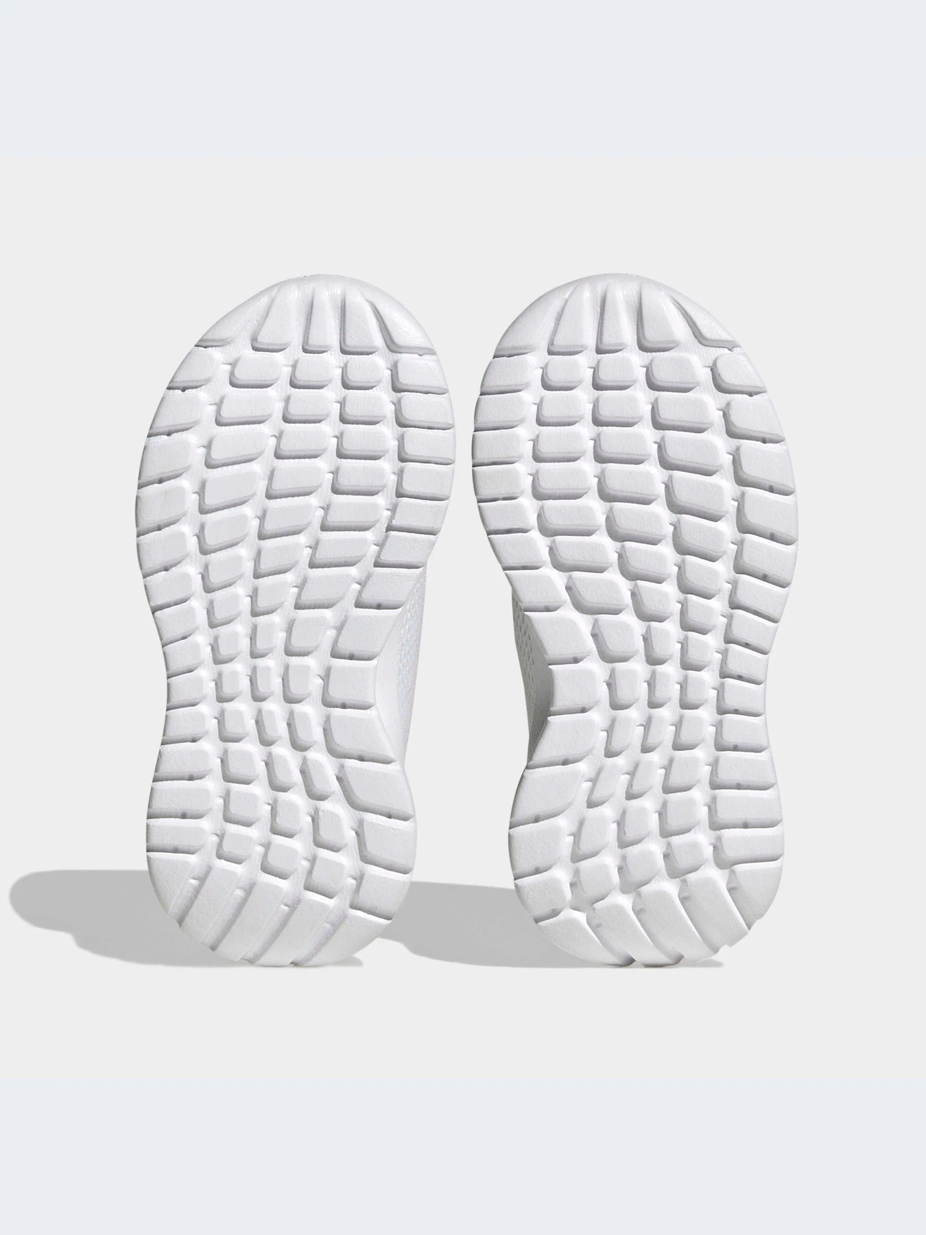 Кроссовки Adidas модель HP6154-KZ Кроссовки Adidas модель HP6154-KZ Фото