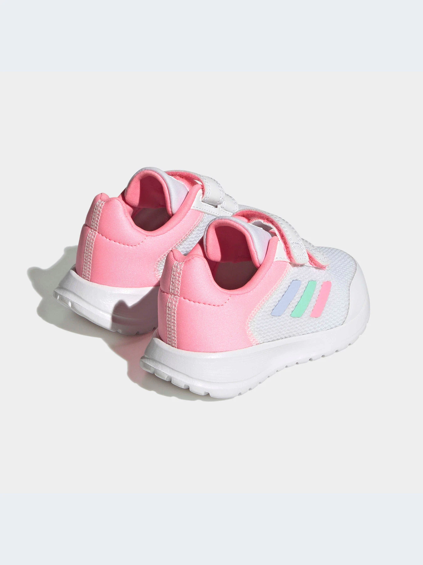 Кроссовки Adidas модель HP6154-KZ Кроссовки Adidas модель HP6154-KZ Фото