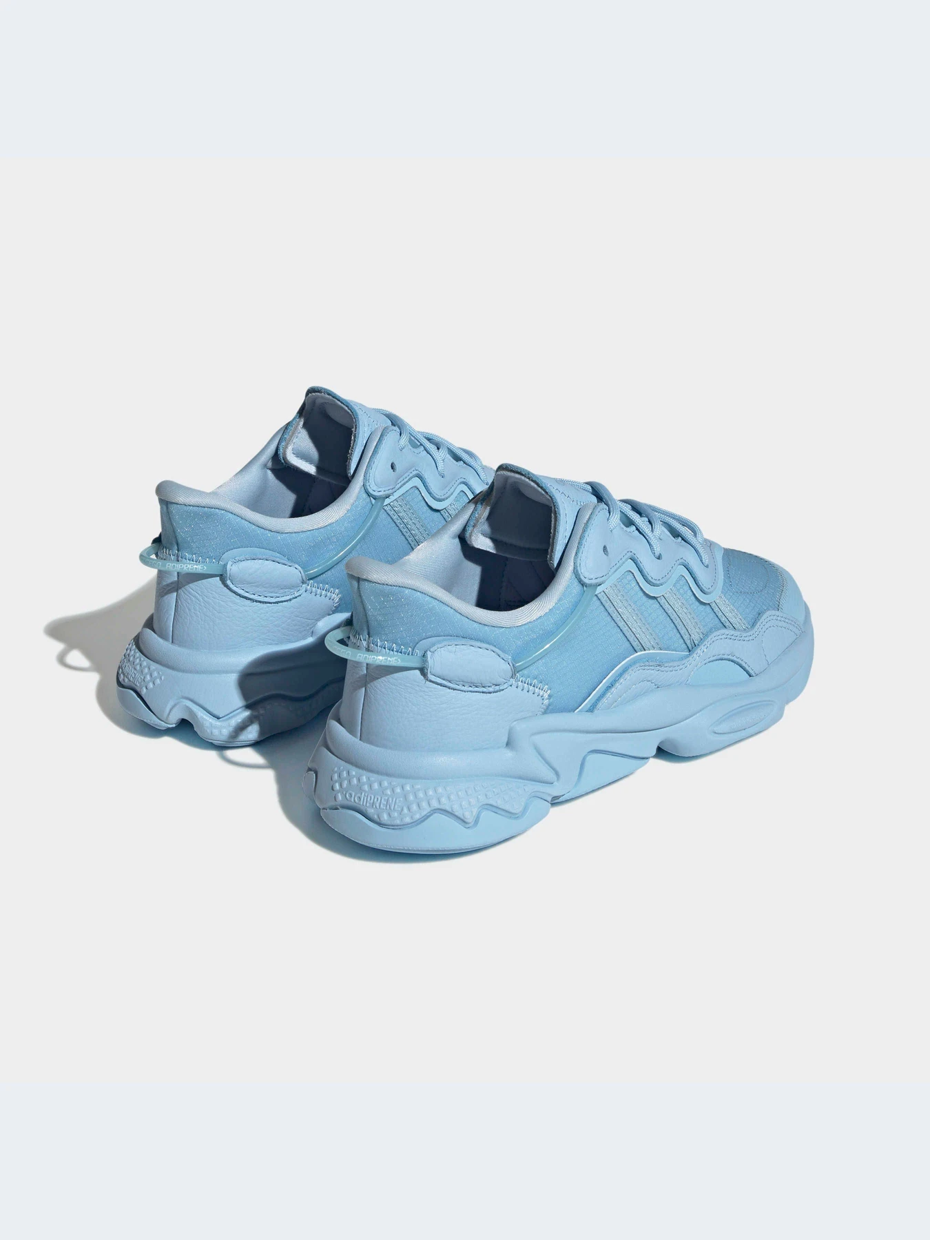 Кроссовки Adidas модель HQ8863-KZ Кроссовки Adidas модель HQ8863-KZ Фото