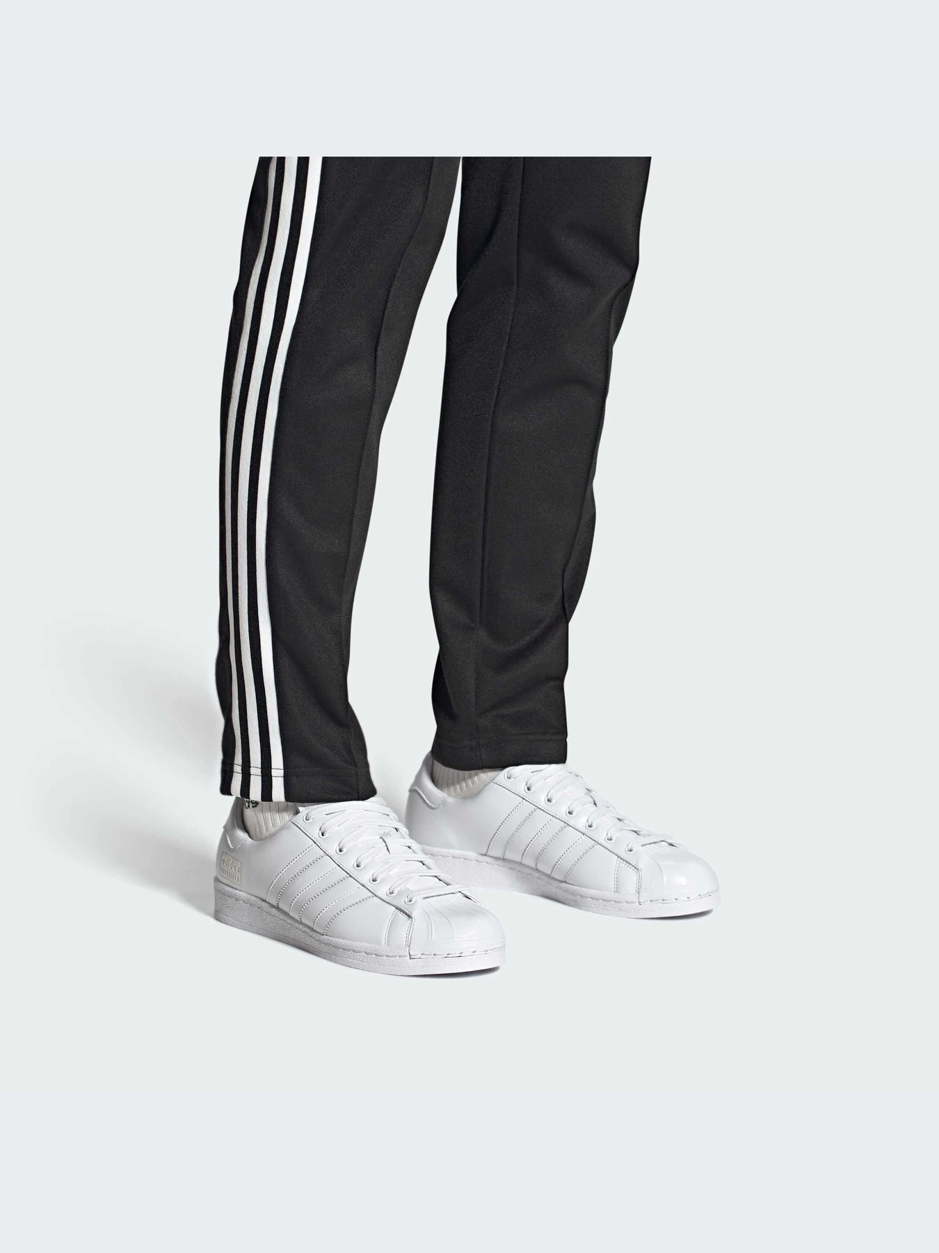 Кроссовки Adidas Superstar модель IE2300-KZ Кроссовки Adidas Superstar модель IE2300-KZ Фото
