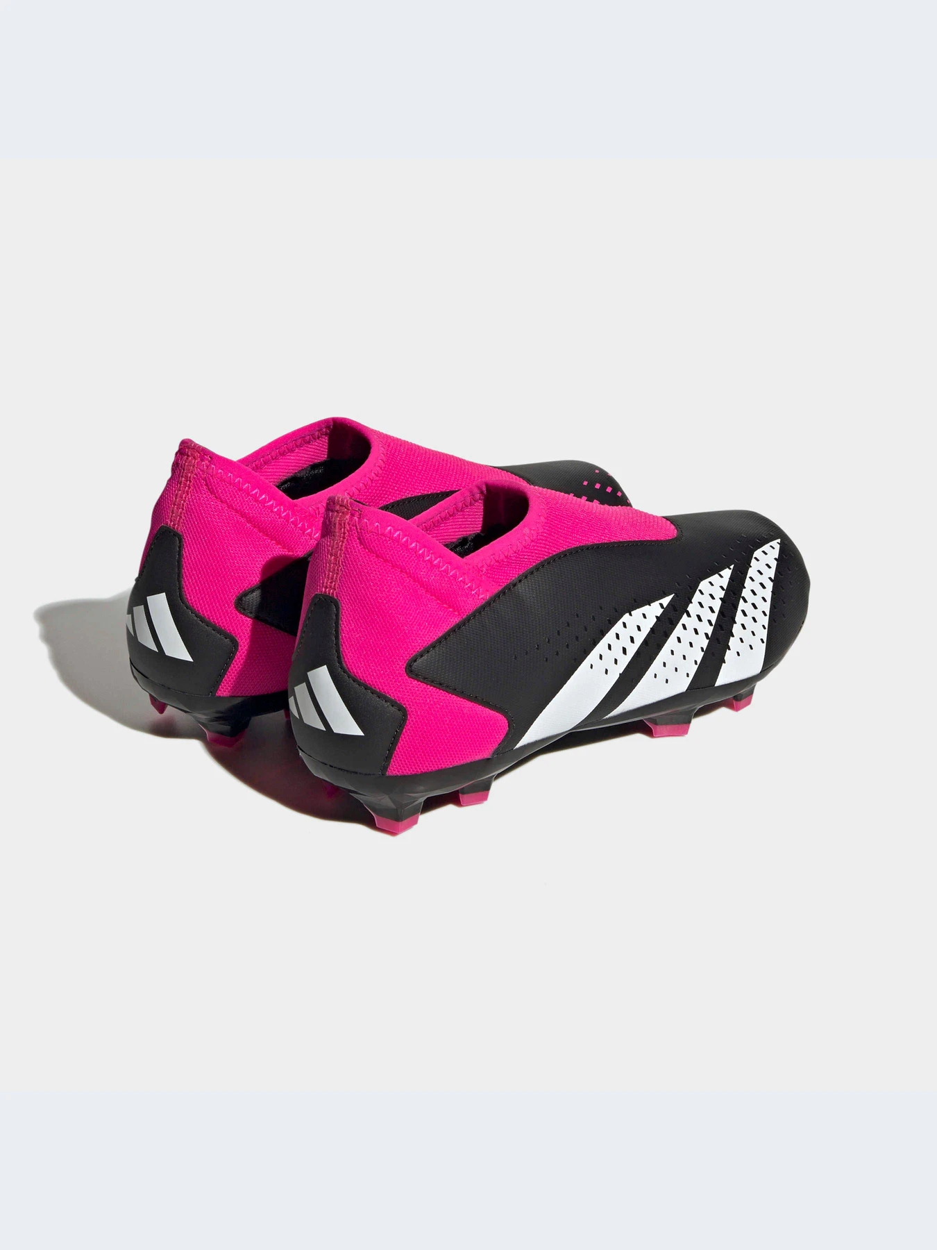 Кроссовки Adidas Predator модель GW4606-KZ Кроссовки Adidas Predator модель GW4606-KZ Фото