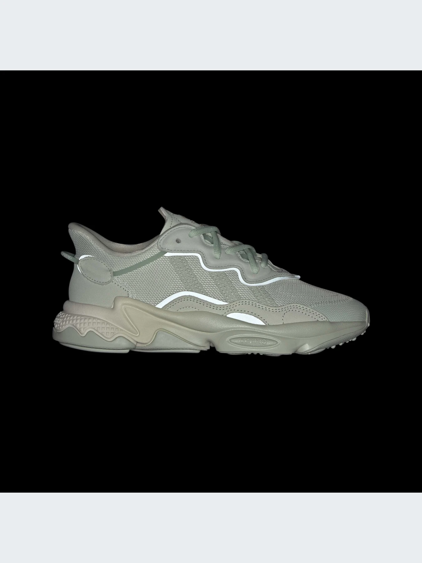 Кроссовки Adidas Ozweego модель IG5934-KZ Кроссовки Adidas Ozweego модель IG5934-KZ Фото