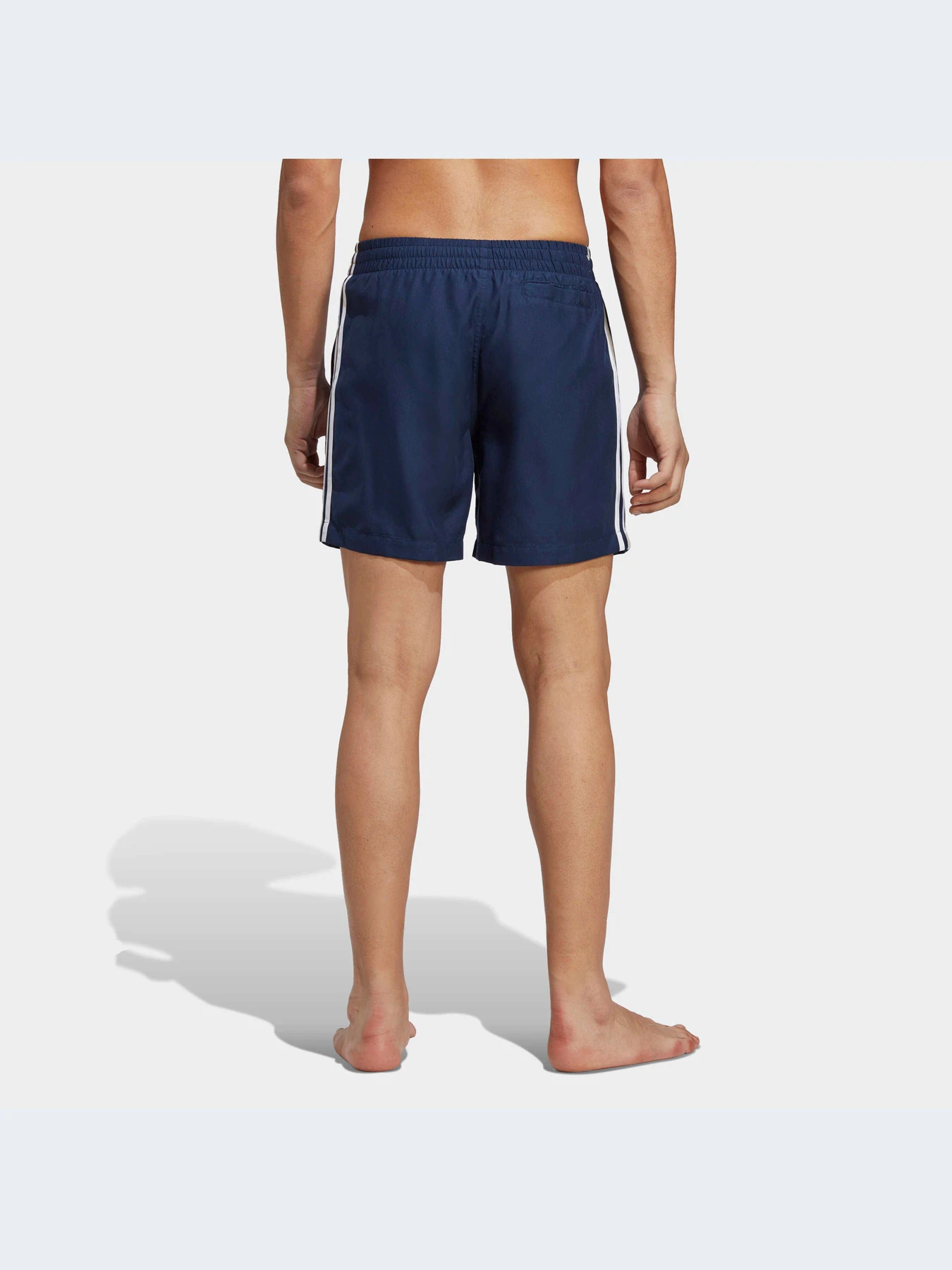 Одежда для пляжа Adidas Adicolor модель HT4407-KZ Одежда для пляжа Adidas Adicolor модель HT4407-KZ Фото