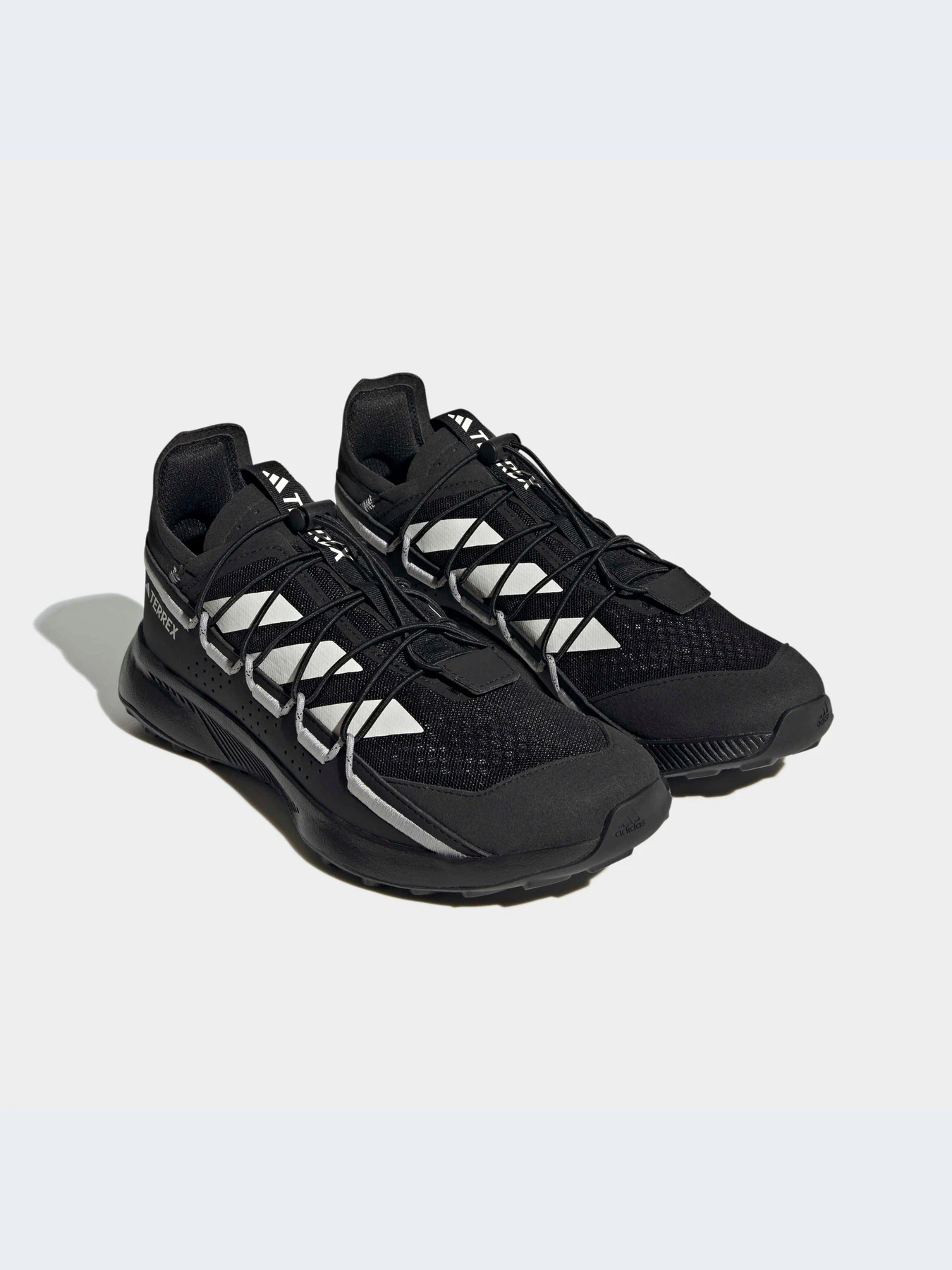 Кроссовки Adidas модель HP8612-KZ Кроссовки Adidas модель HP8612-KZ Фото
