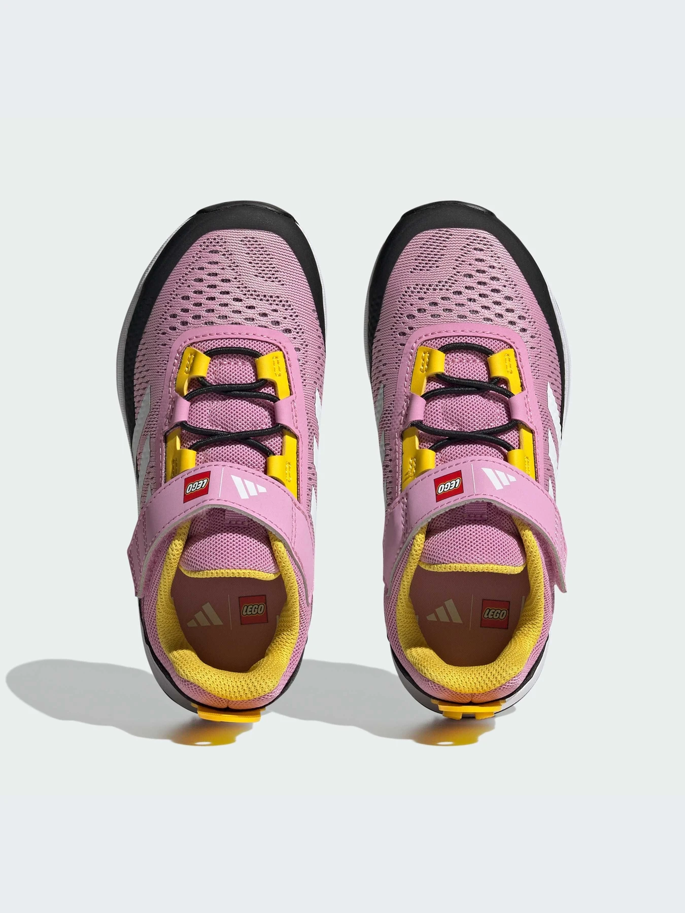Кроссовки Adidas модель IE4972-KZ Кроссовки Adidas модель IE4972-KZ Фото