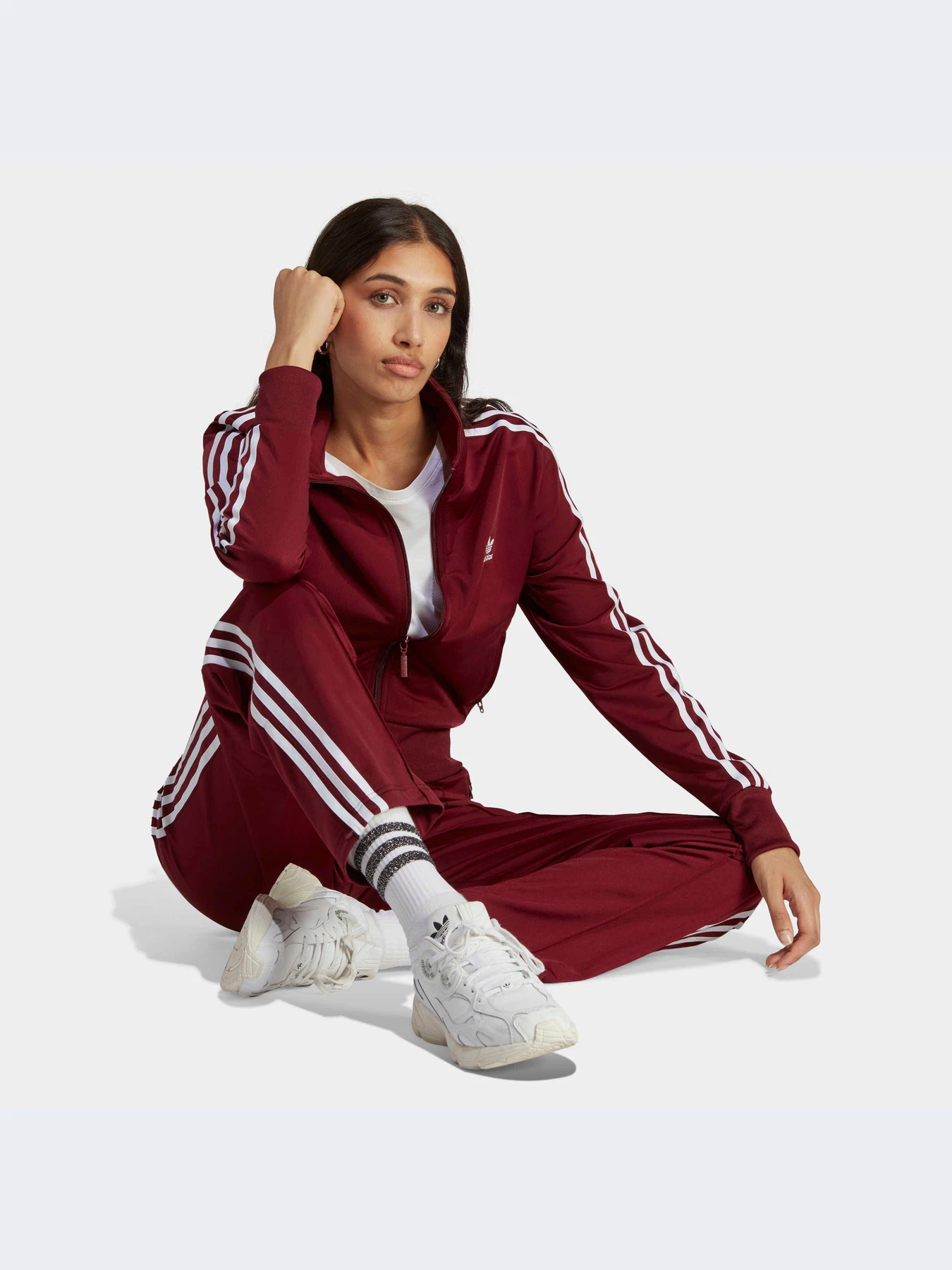 Худи и свитшоты Adidas Adicolor модель IB7406-KZ Худи и свитшоты Adidas Adicolor модель IB7406-KZ Фото
