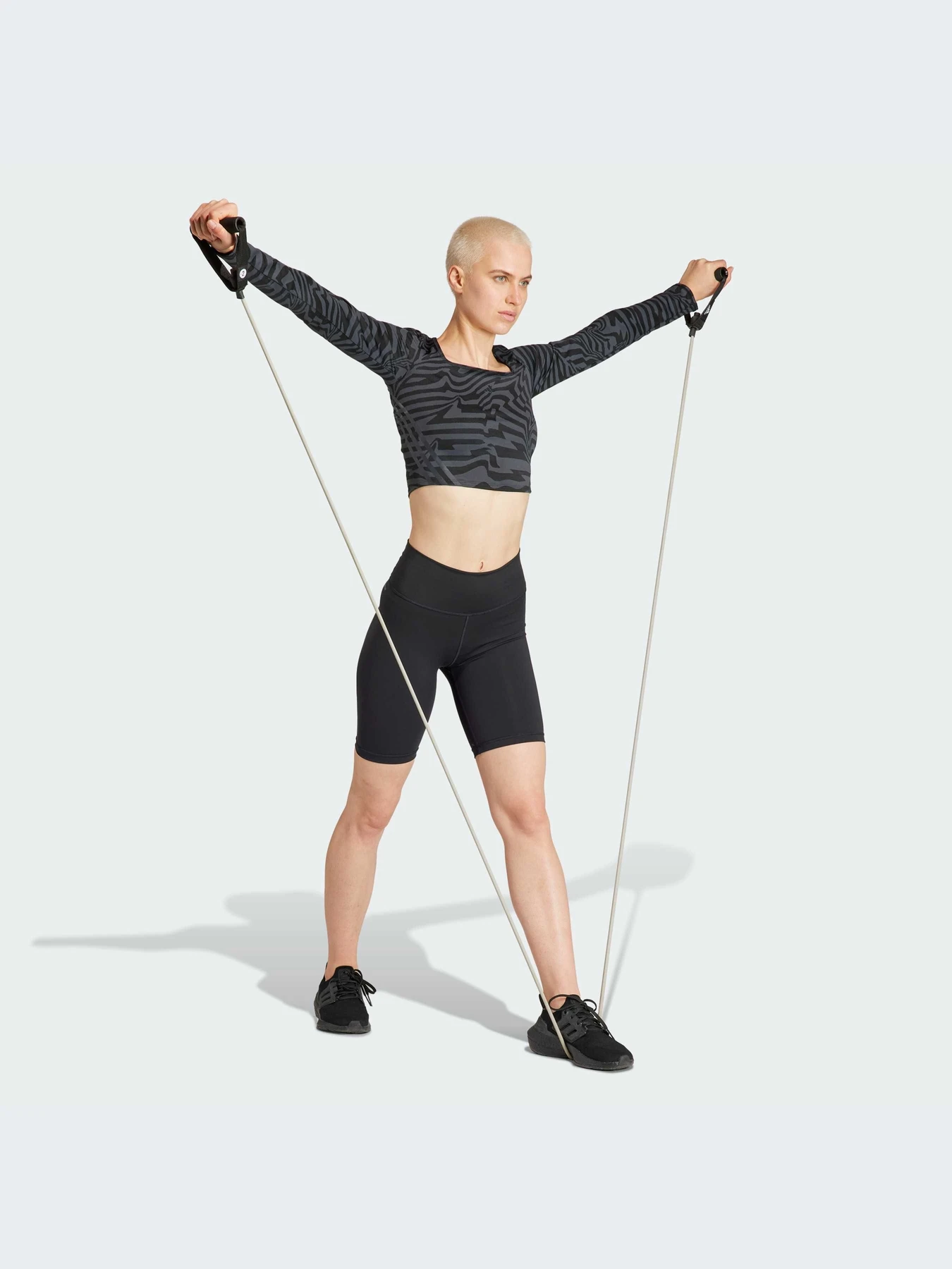 Худи и свитшоты Adidas модель HY9256-KZ Худи и свитшоты Adidas модель HY9256-KZ Фото