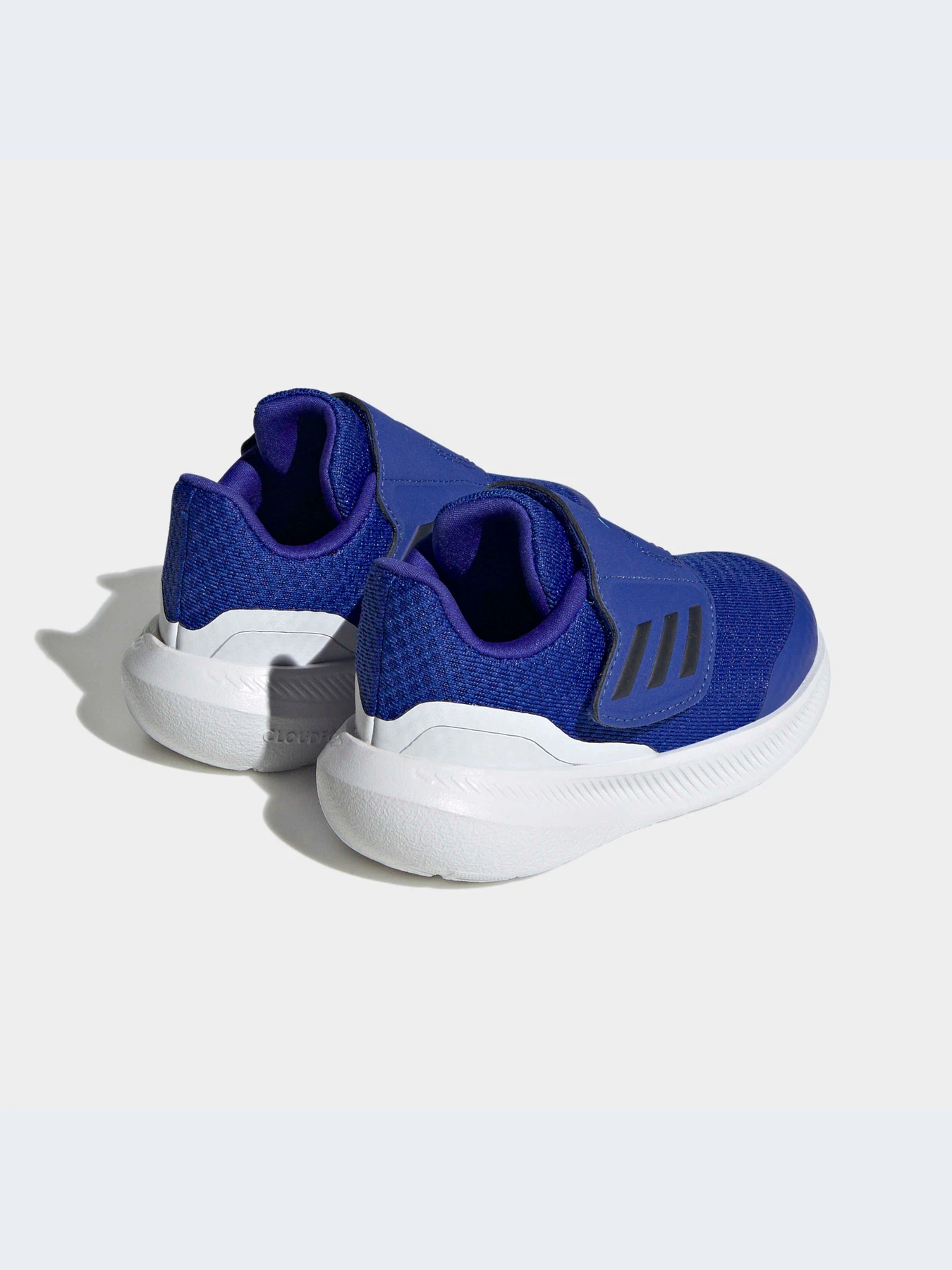 Кроссовки Adidas модель HP5866-KZ Кроссовки Adidas модель HP5866-KZ Фото