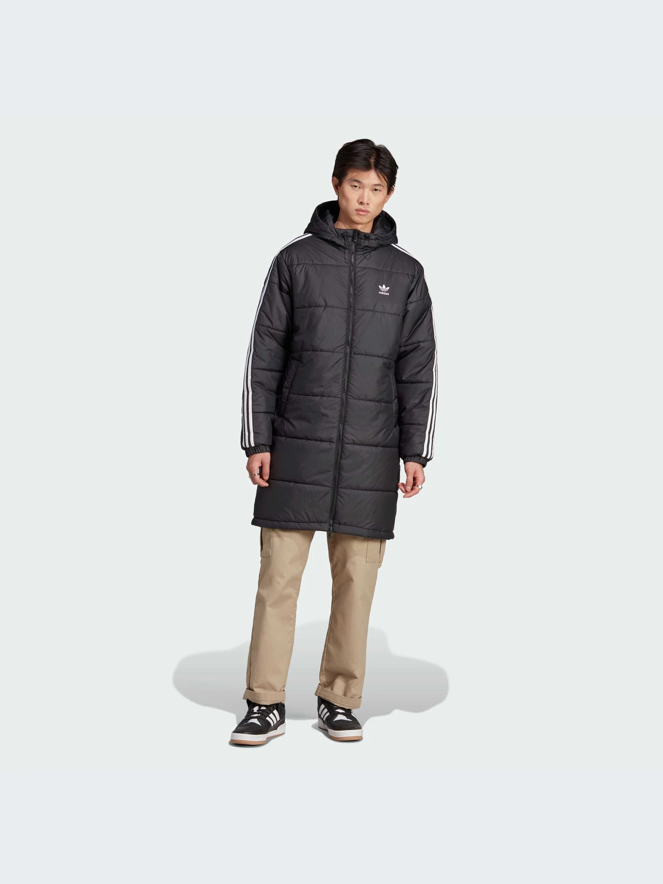 Куртки и дубленки Adidas Adicolor модель HZ0684-KZ Куртки и дубленки Adidas Adicolor модель HZ0684-KZ Фото