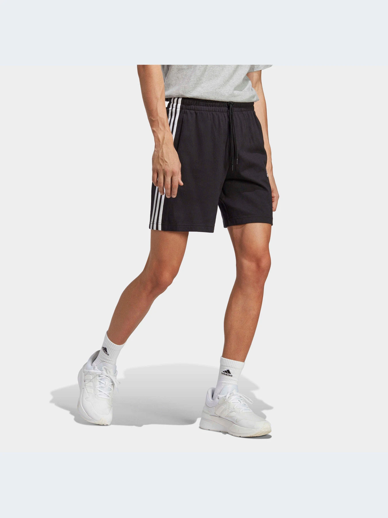 Шорты Adidas модель IC9378-KZ Шорты Adidas модель IC9378-KZ Фото