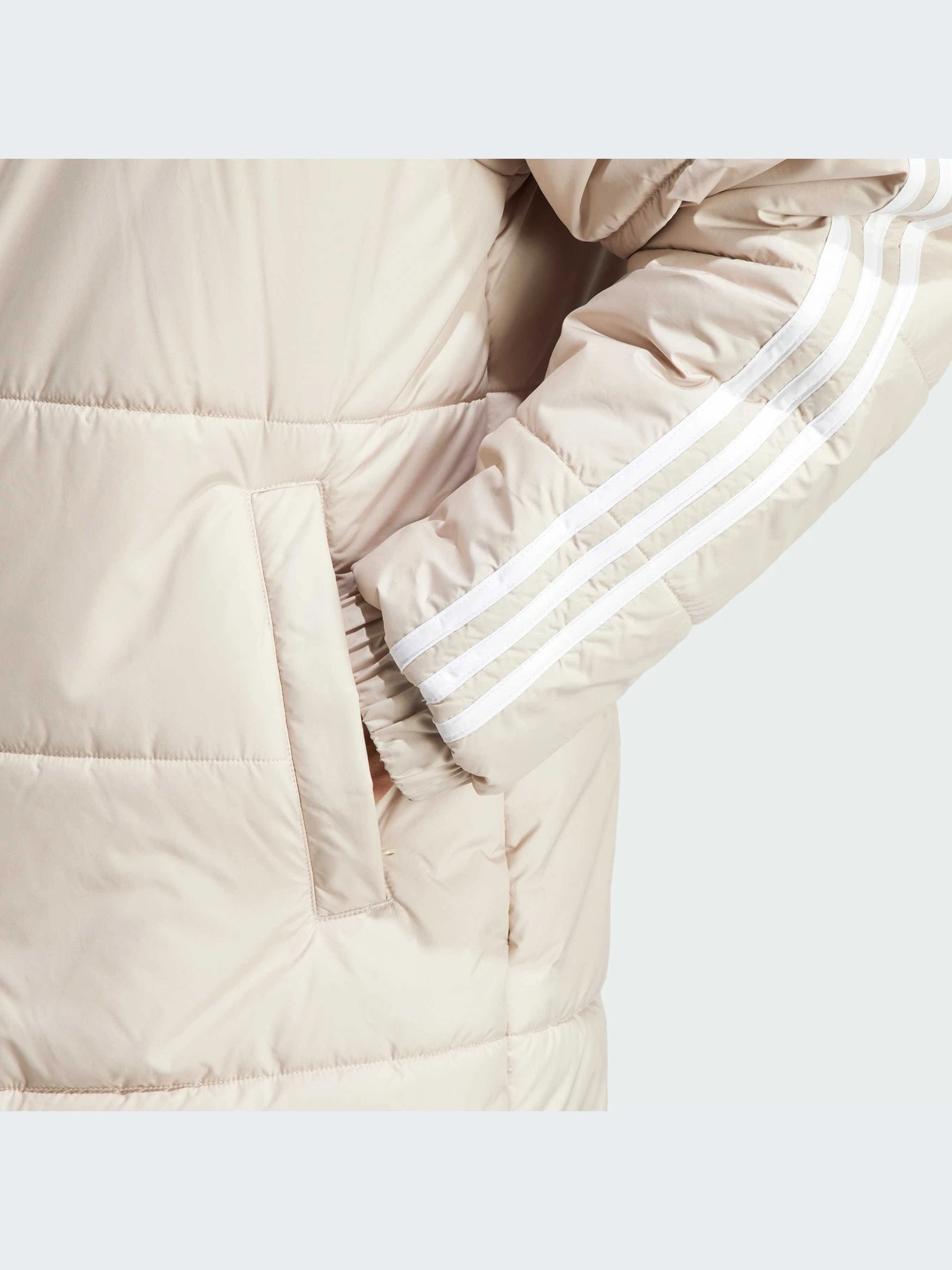 Куртки и дубленки Adidas модель IL2586-KZ Куртки и дубленки Adidas модель IL2586-KZ Фото