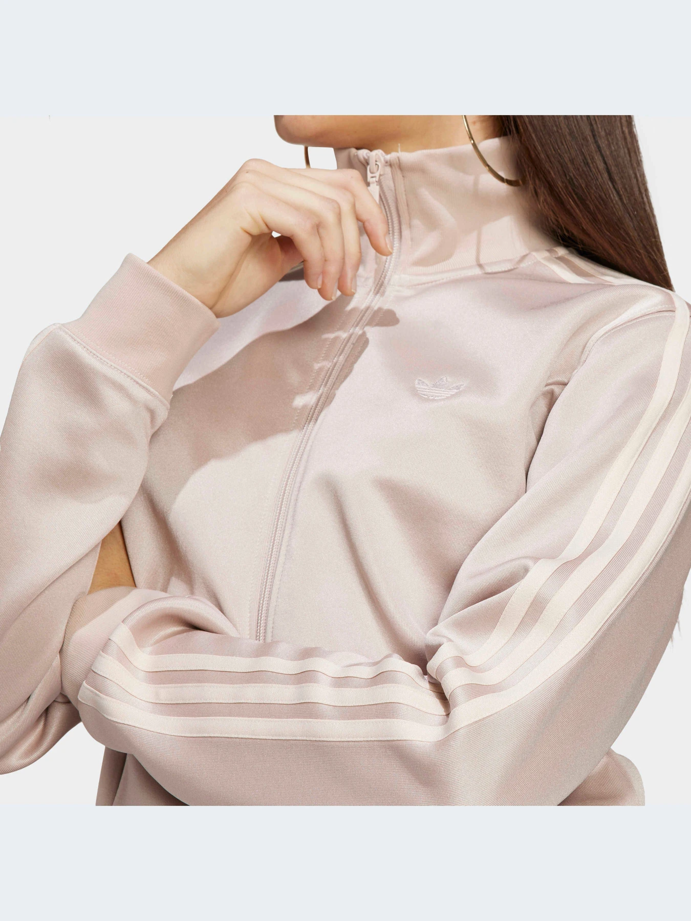 Худи и свитшоты Adidas модель IC8547-KZ Худи и свитшоты Adidas модель IC8547-KZ Фото
