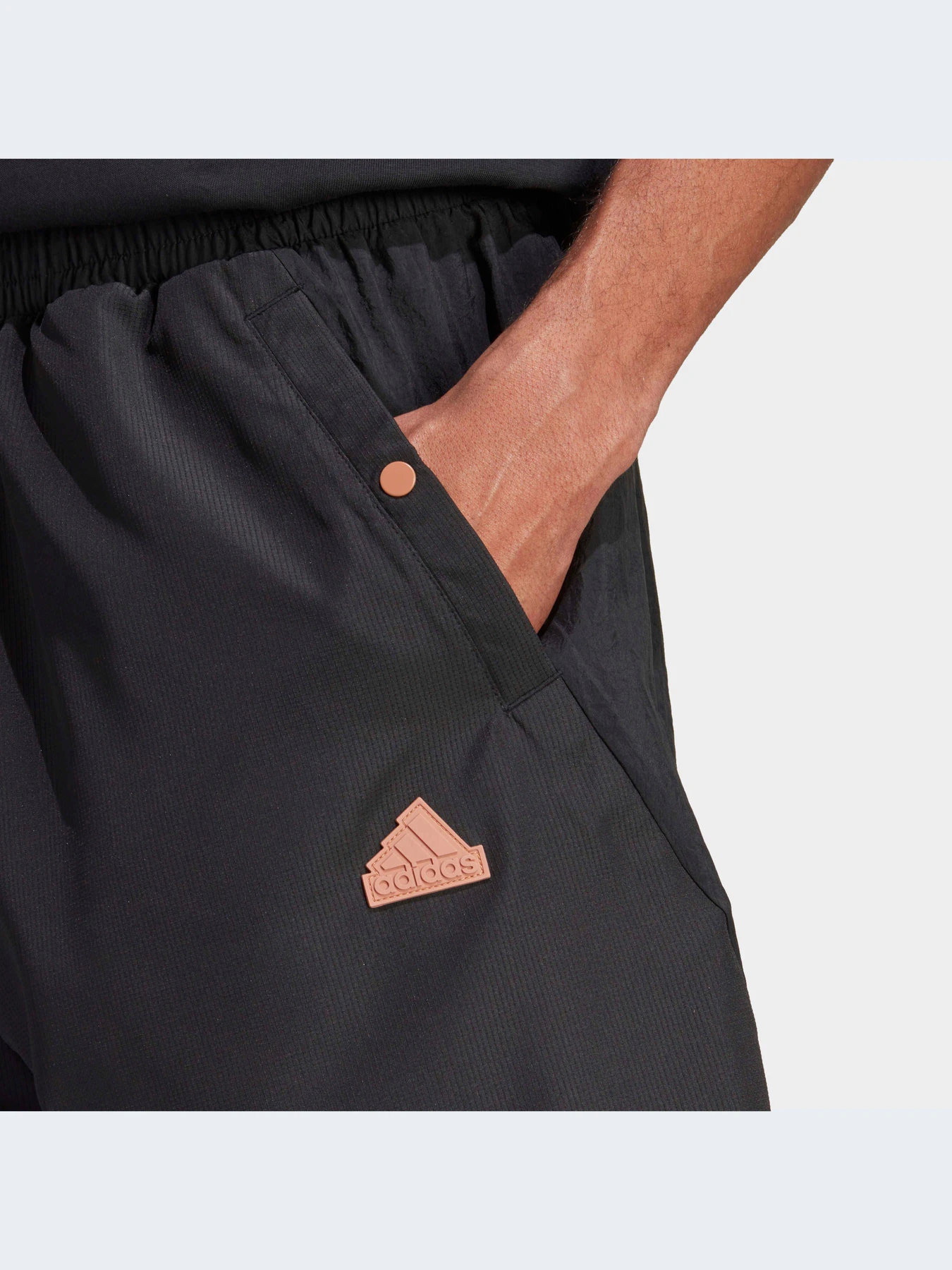 Шорты Adidas модель IP3730-KZ Шорты Adidas модель IP3730-KZ Фото