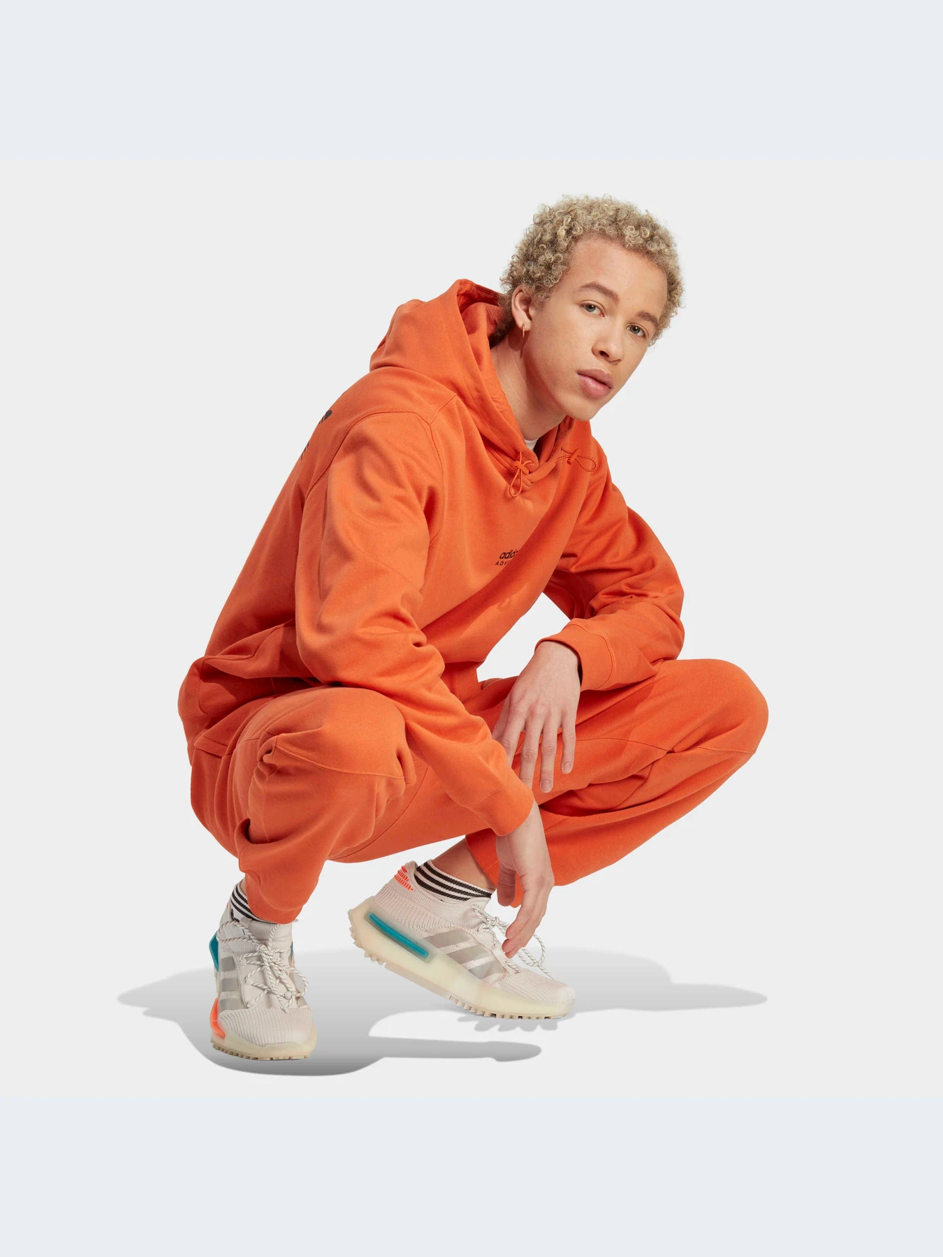 Худи и свитшоты Adidas модель IC5355-KZ Худи и свитшоты Adidas модель IC5355-KZ Фото