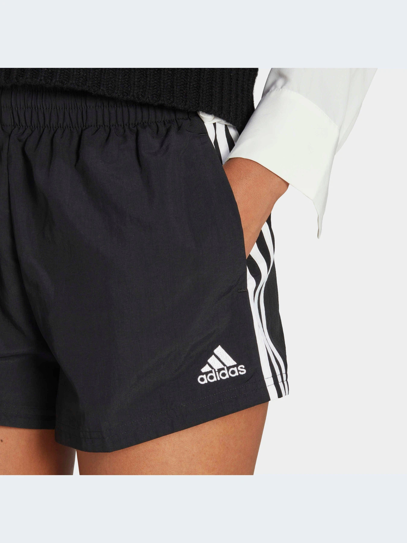Шорты Adidas модель HT3397-KZ Шорты Adidas модель HT3397-KZ Фото