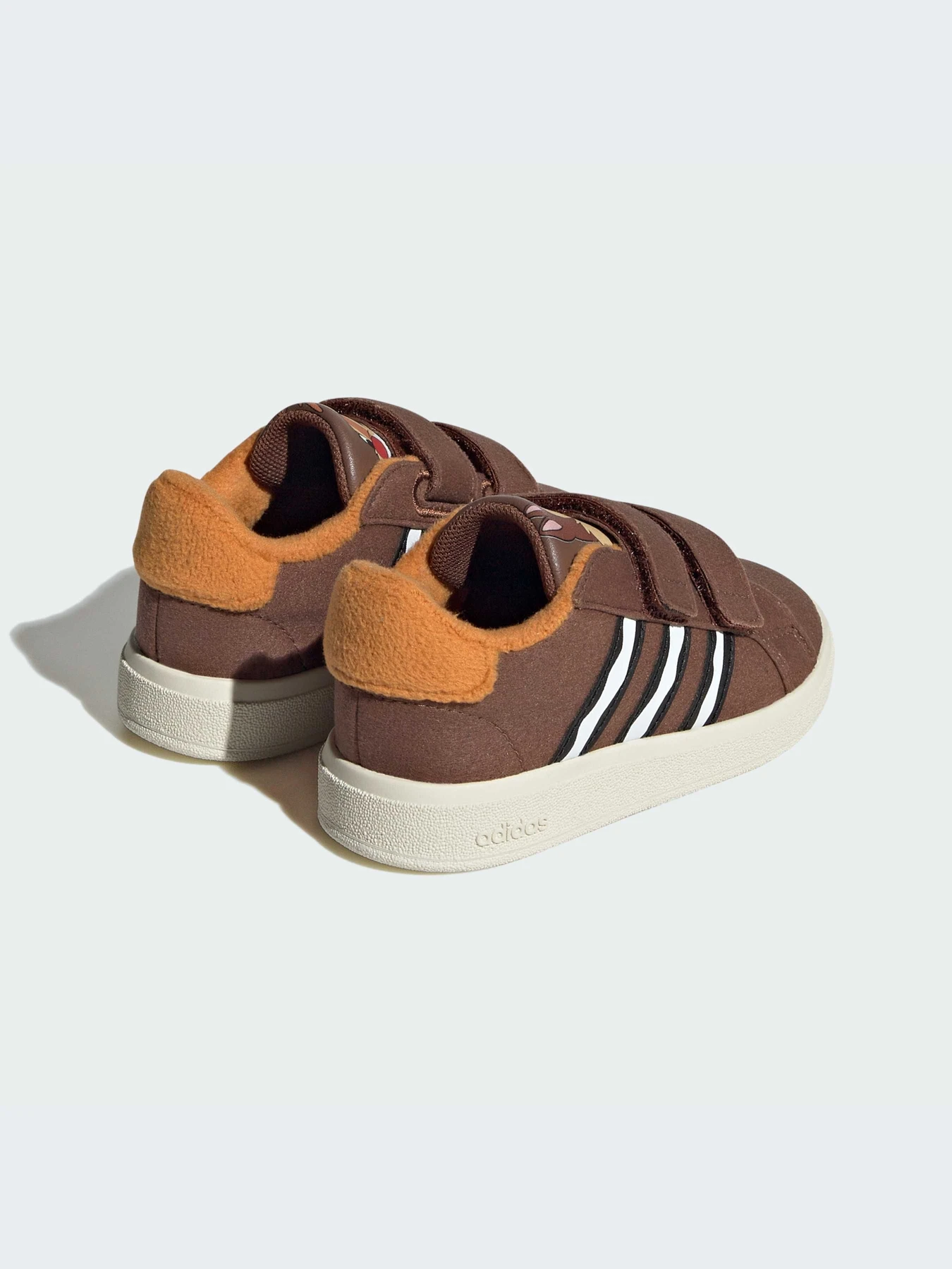 Кроссовки Adidas модель IG0452-KZ Кроссовки Adidas модель IG0452-KZ Фото
