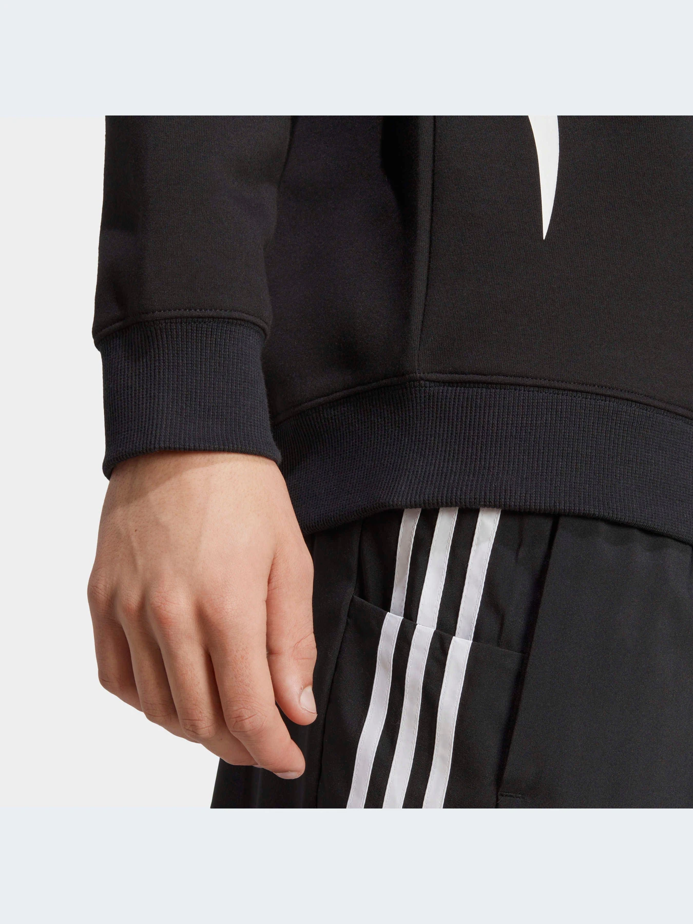Худи и свитшоты Adidas модель IC3698-KZ Худи и свитшоты Adidas модель IC3698-KZ Фото