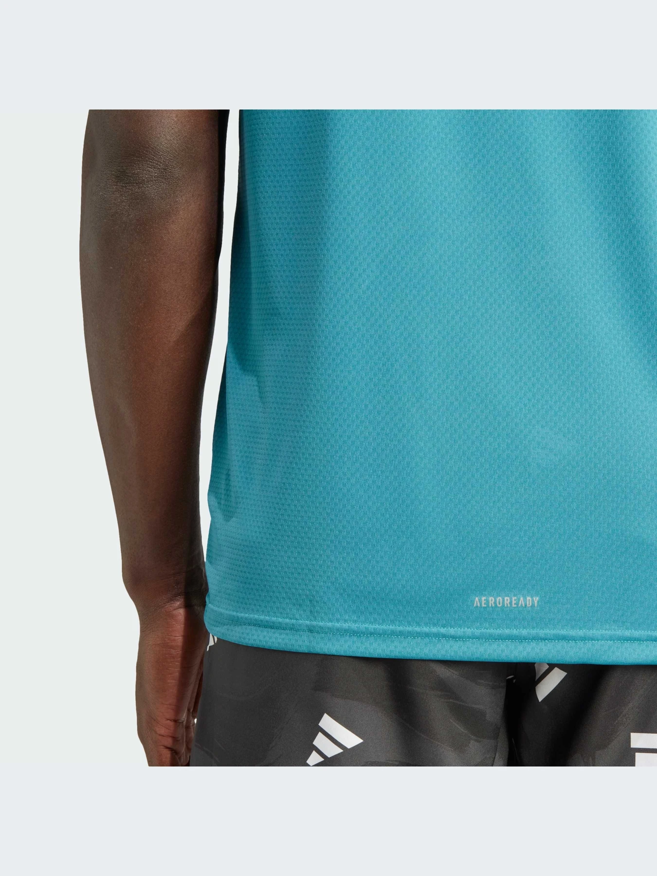Футболки и поло Adidas модель IL2204-KZ Футболки и поло Adidas модель IL2204-KZ Фото
