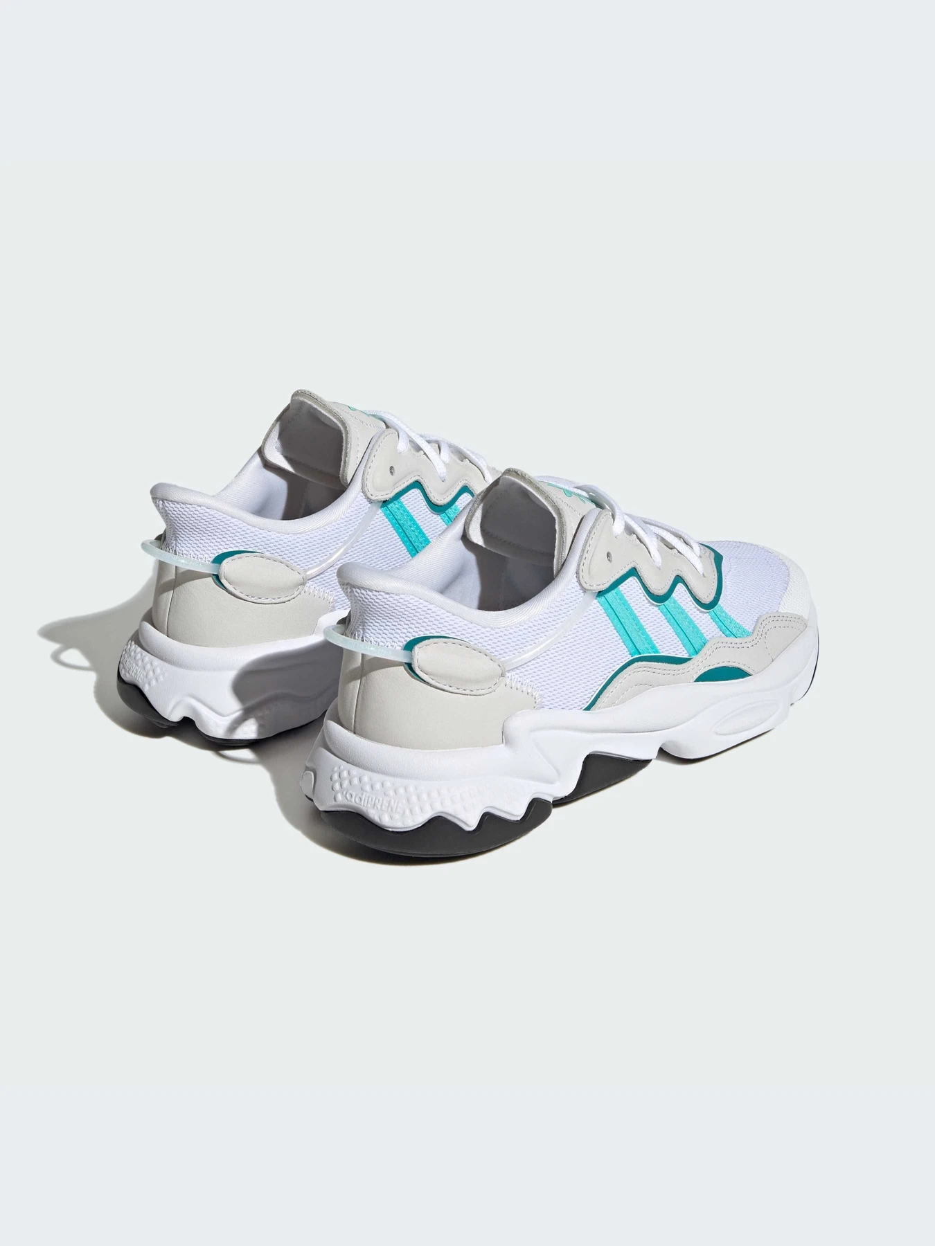 Кроссовки Adidas Ozweego модель IE7098-KZ Кроссовки Adidas Ozweego модель IE7098-KZ Фото