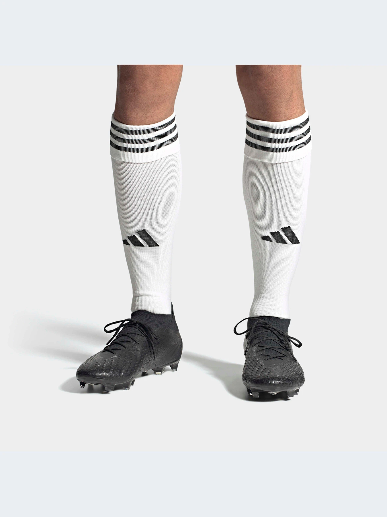 Кроссовки Adidas Predator модель GW4571-KZ Кроссовки Adidas Predator модель GW4571-KZ Фото