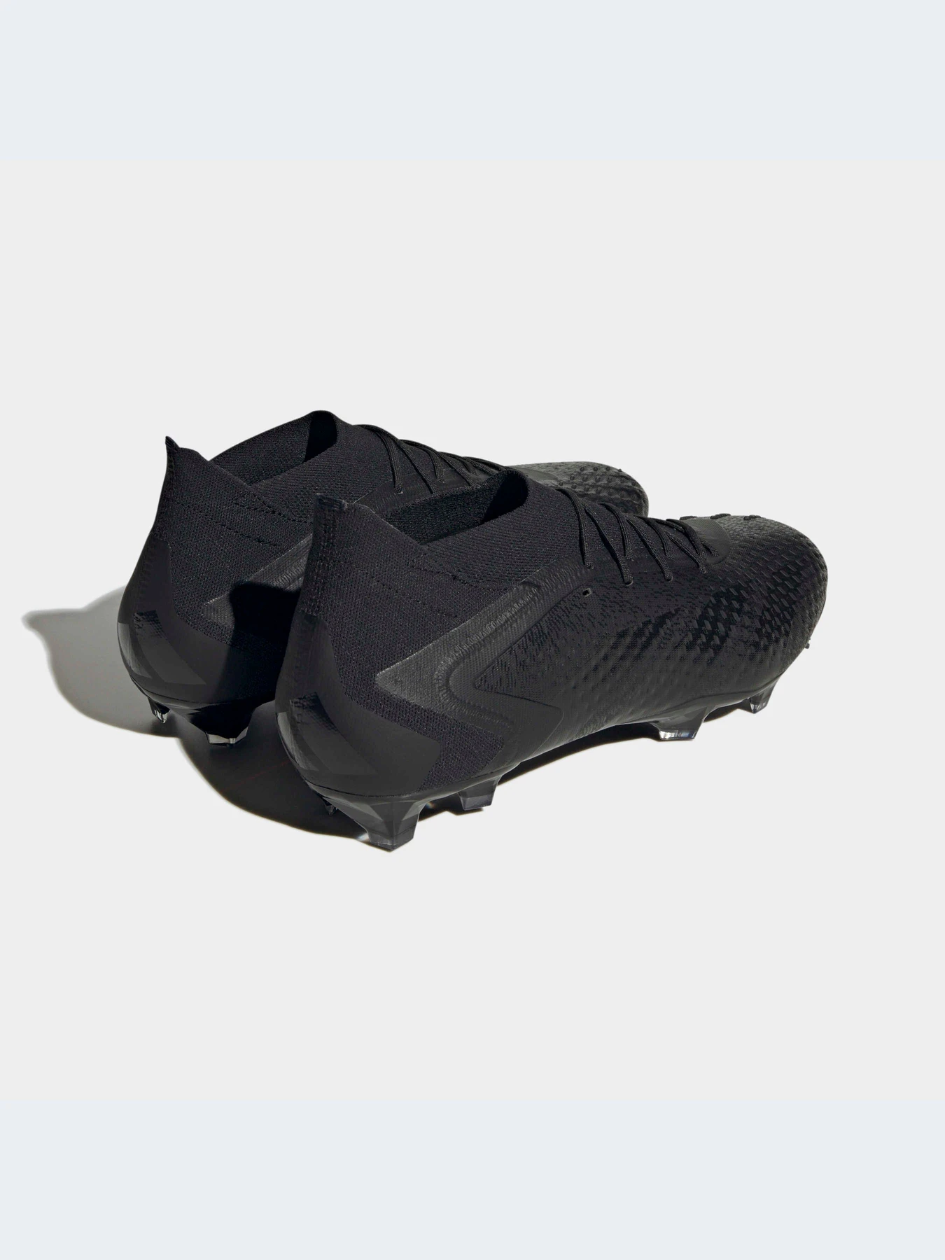 Кроссовки Adidas Predator модель GW4571-KZ Кроссовки Adidas Predator модель GW4571-KZ Фото