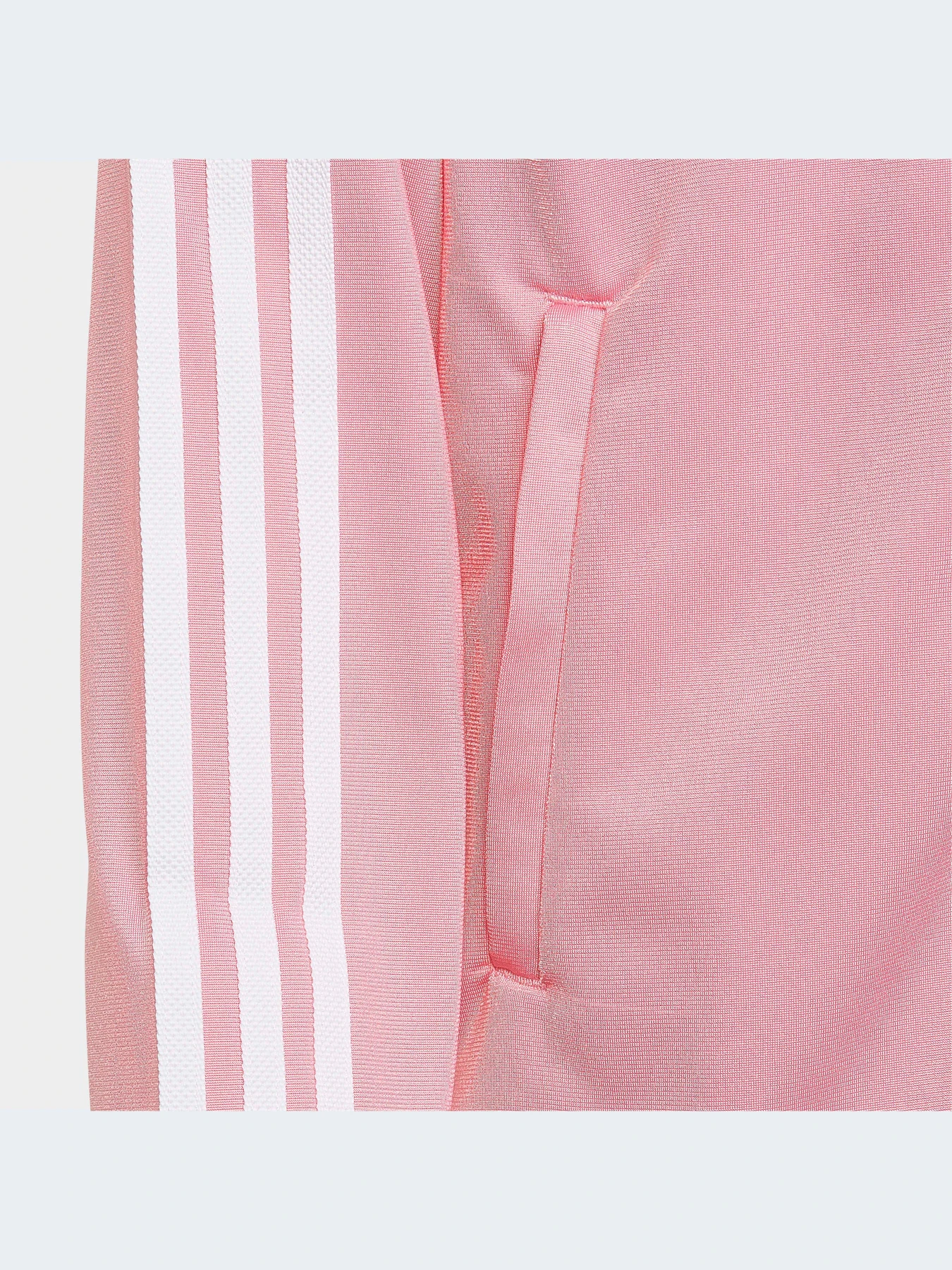 Худи и свитшоты Adidas Adicolor модель HK0299-KZ Худи и свитшоты Adidas Adicolor модель HK0299-KZ Фото