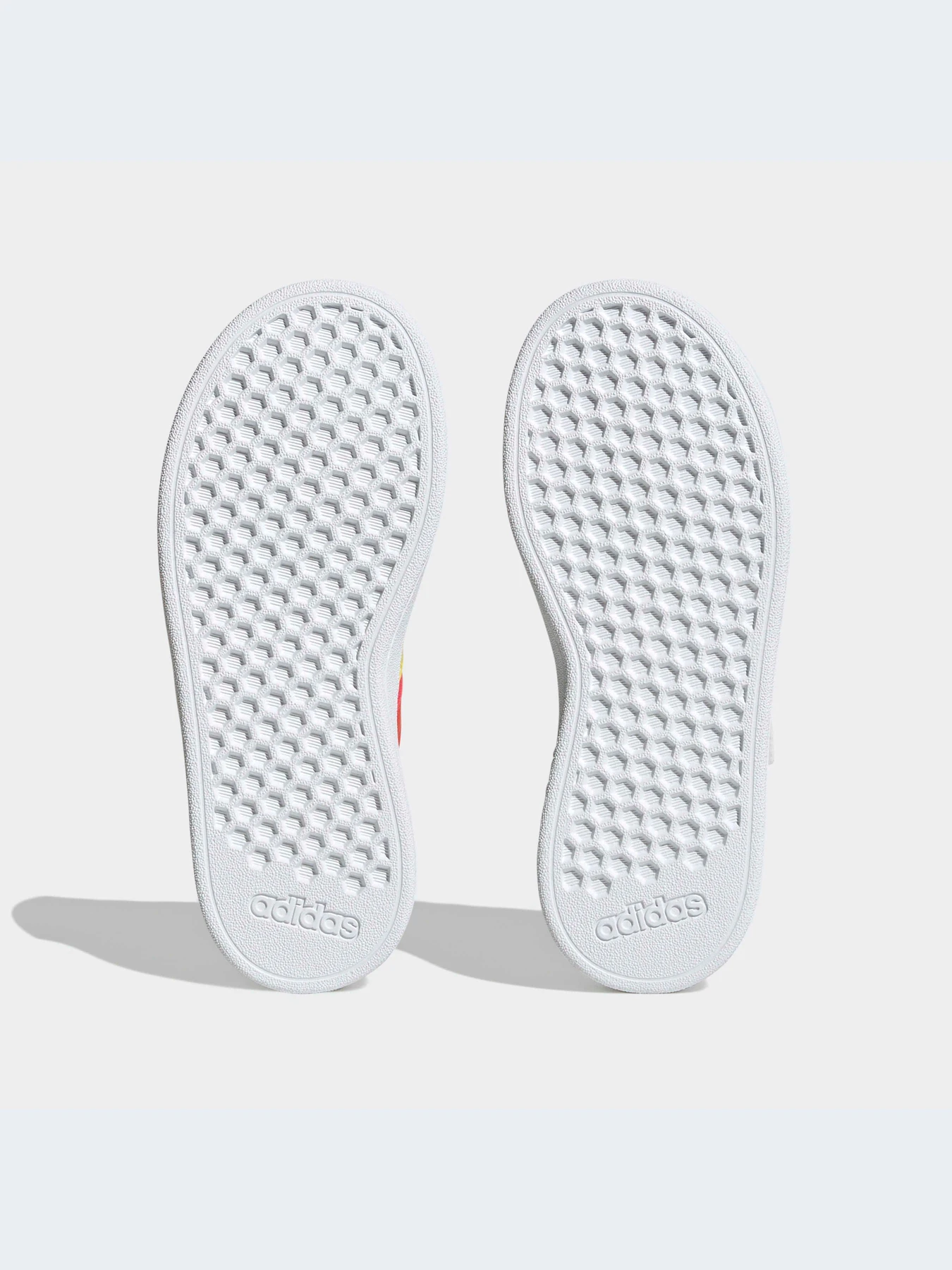 Кроссовки Adidas модель GY2457-KZ Кроссовки Adidas модель GY2457-KZ Фото