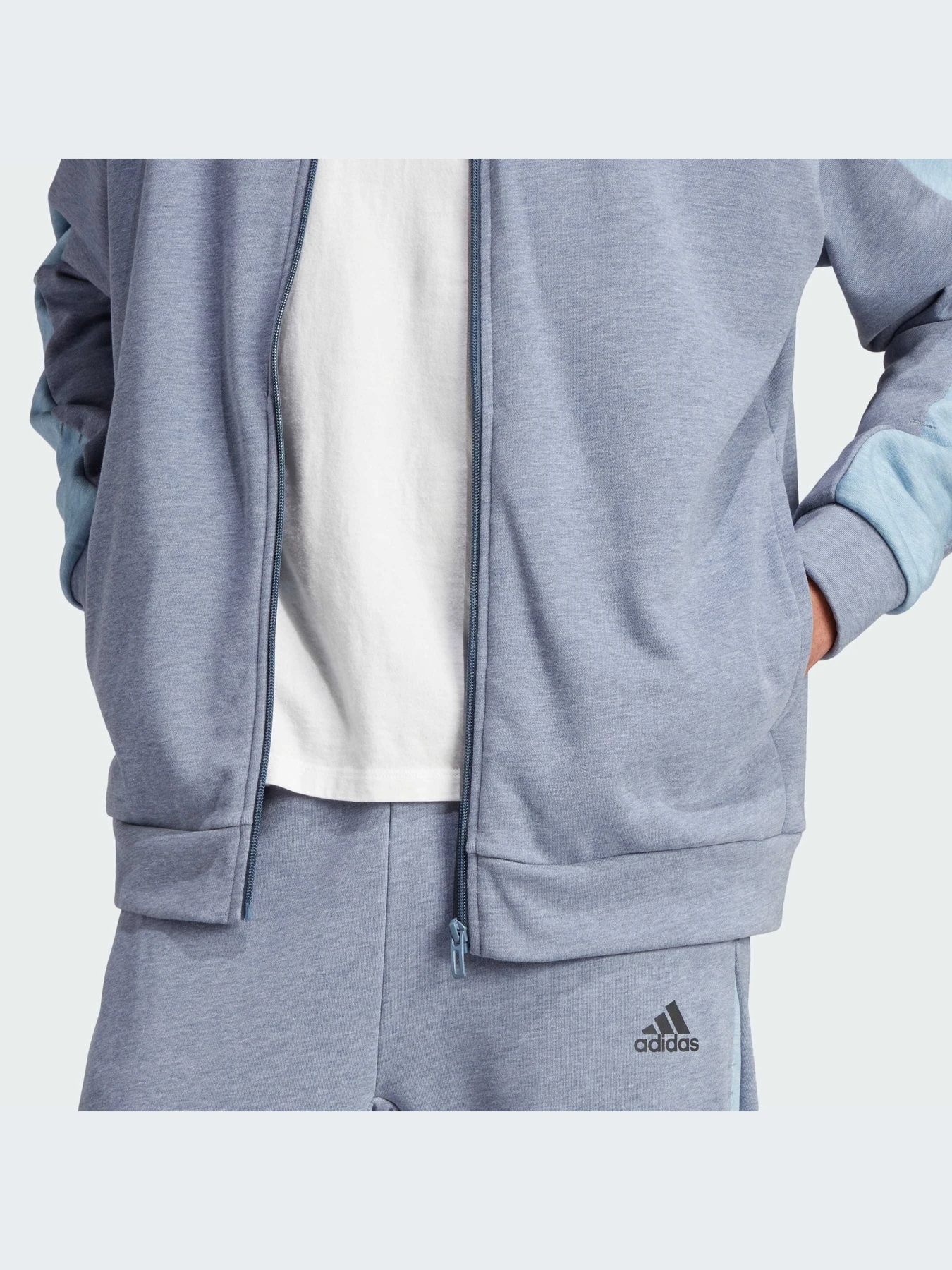 Худи и свитшоты Adidas модель IJ8978-KZ Худи и свитшоты Adidas модель IJ8978-KZ Фото