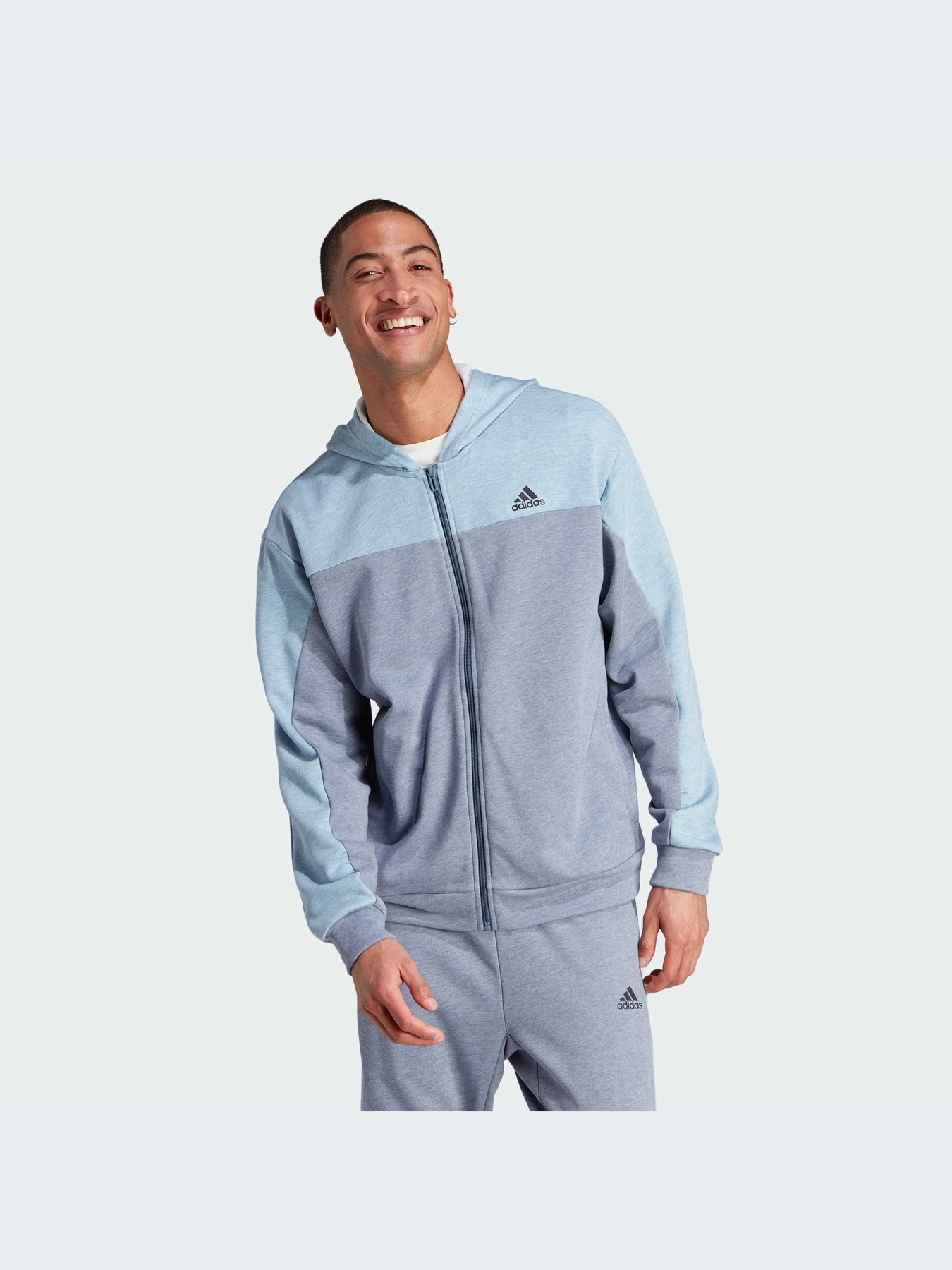 Худи и свитшоты Adidas модель IJ8978-KZ Худи и свитшоты Adidas модель IJ8978-KZ Фото