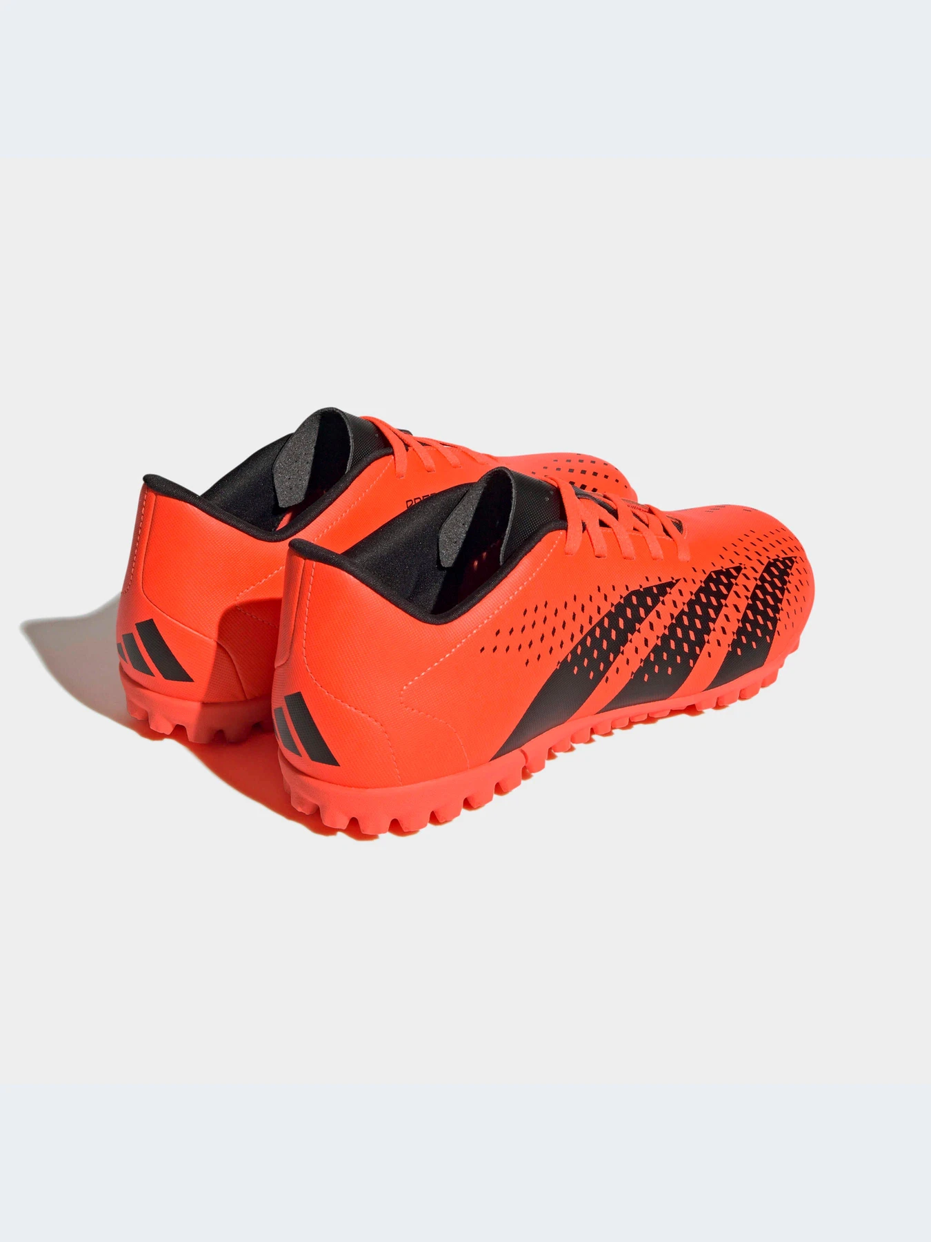 Кроссовки Adidas Predator модель GW4646-KZ Кроссовки Adidas Predator модель GW4646-KZ Фото