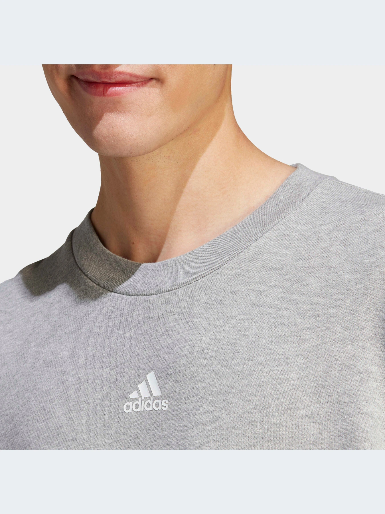 Худи и свитшоты Adidas модель IC6813-KZ Худи и свитшоты Adidas модель IC6813-KZ Фото