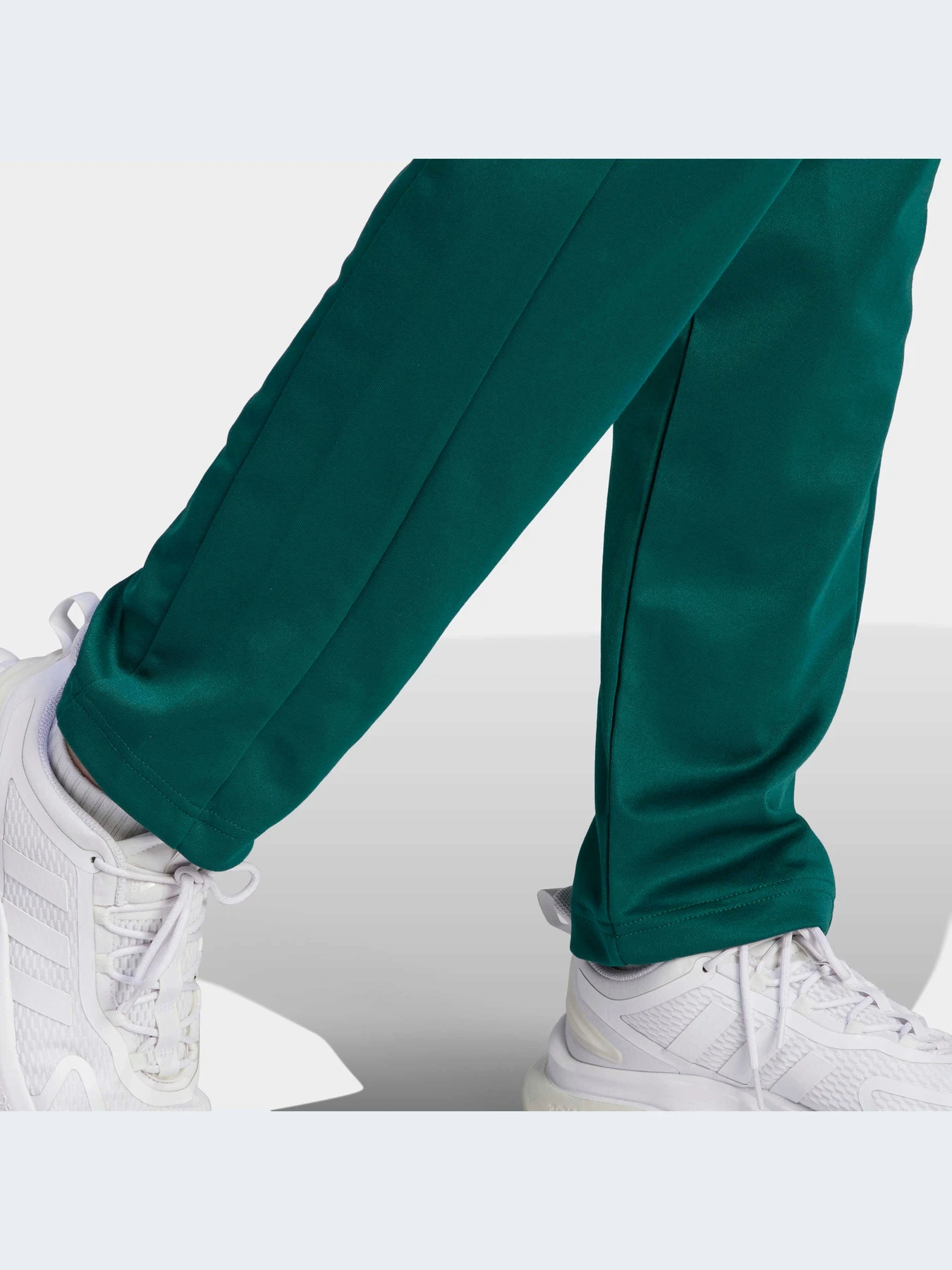 Костюмы Adidas модель IJ6076-KZ Костюмы Adidas модель IJ6076-KZ Фото