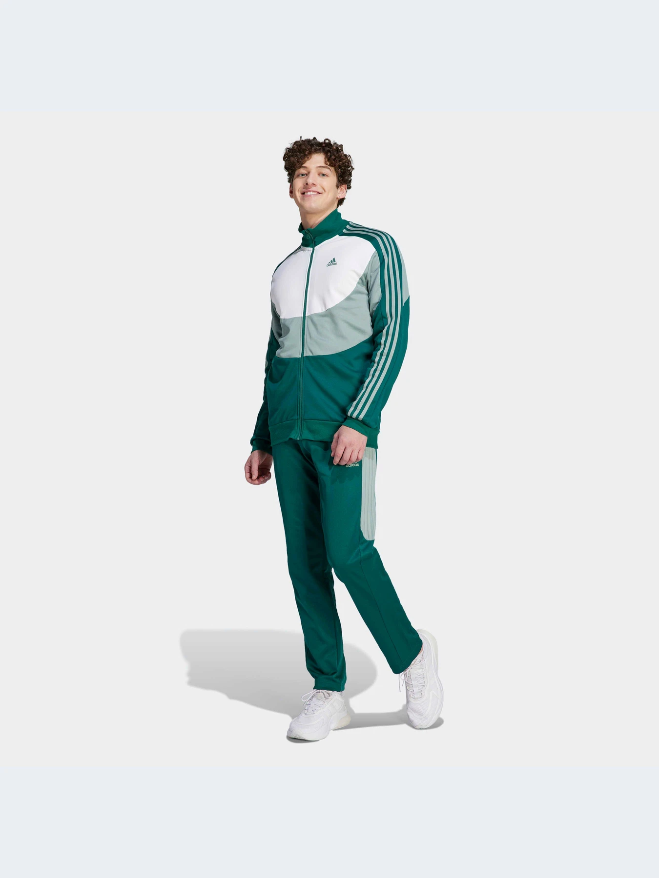 Костюмы Adidas модель IJ6076-KZ Костюмы Adidas модель IJ6076-KZ Фото